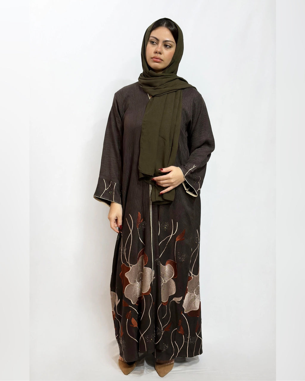 Noor Al Layl Embroidered Abaya