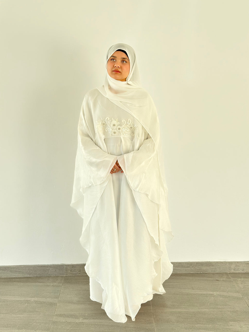 Cascade Overlay Abaya