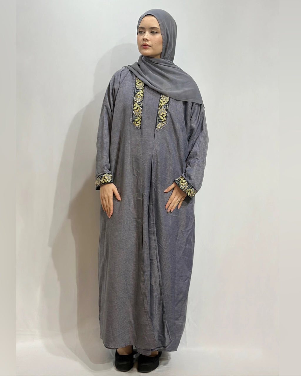 Raseel Linen Abaya