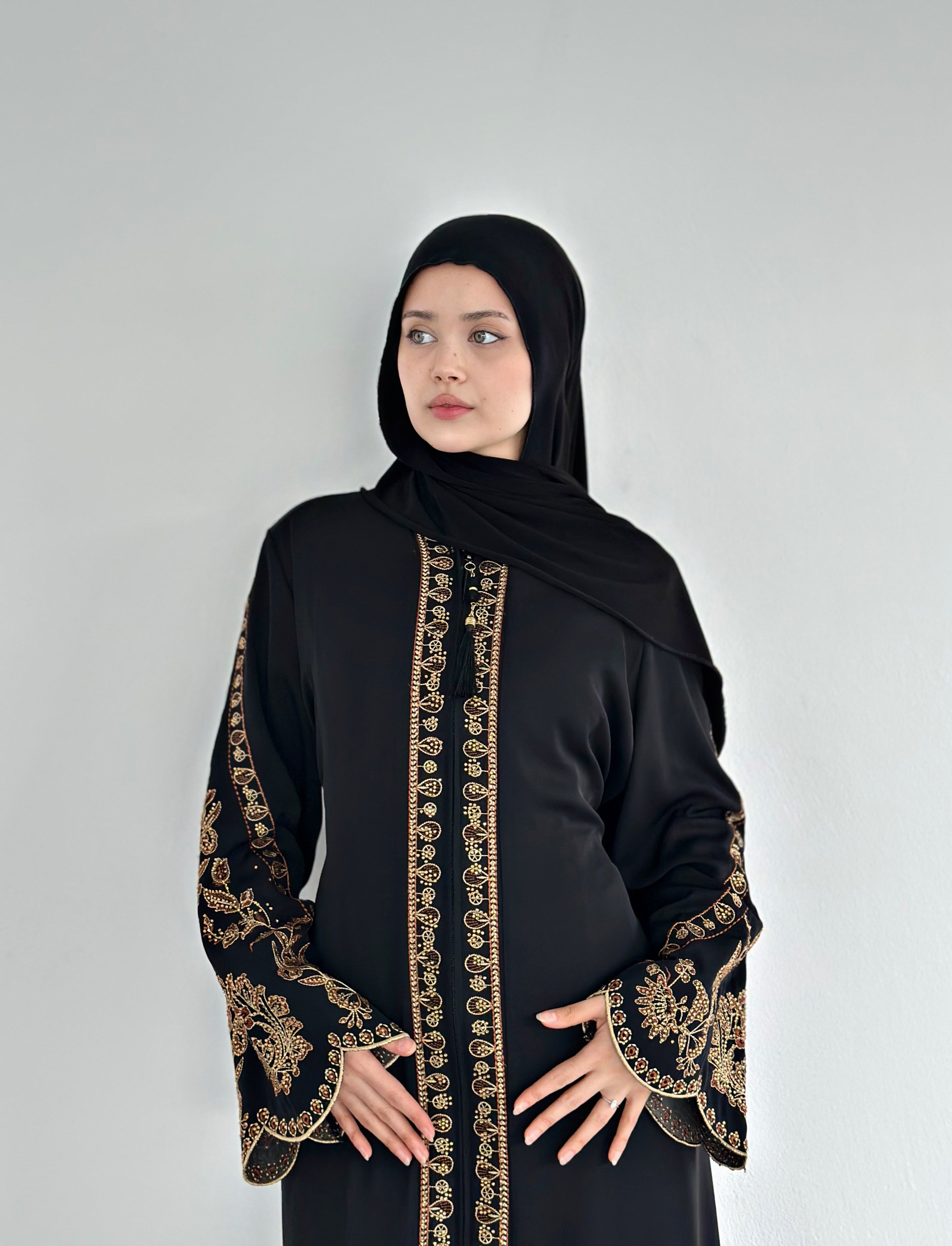 Hira Floral Bell Abaya