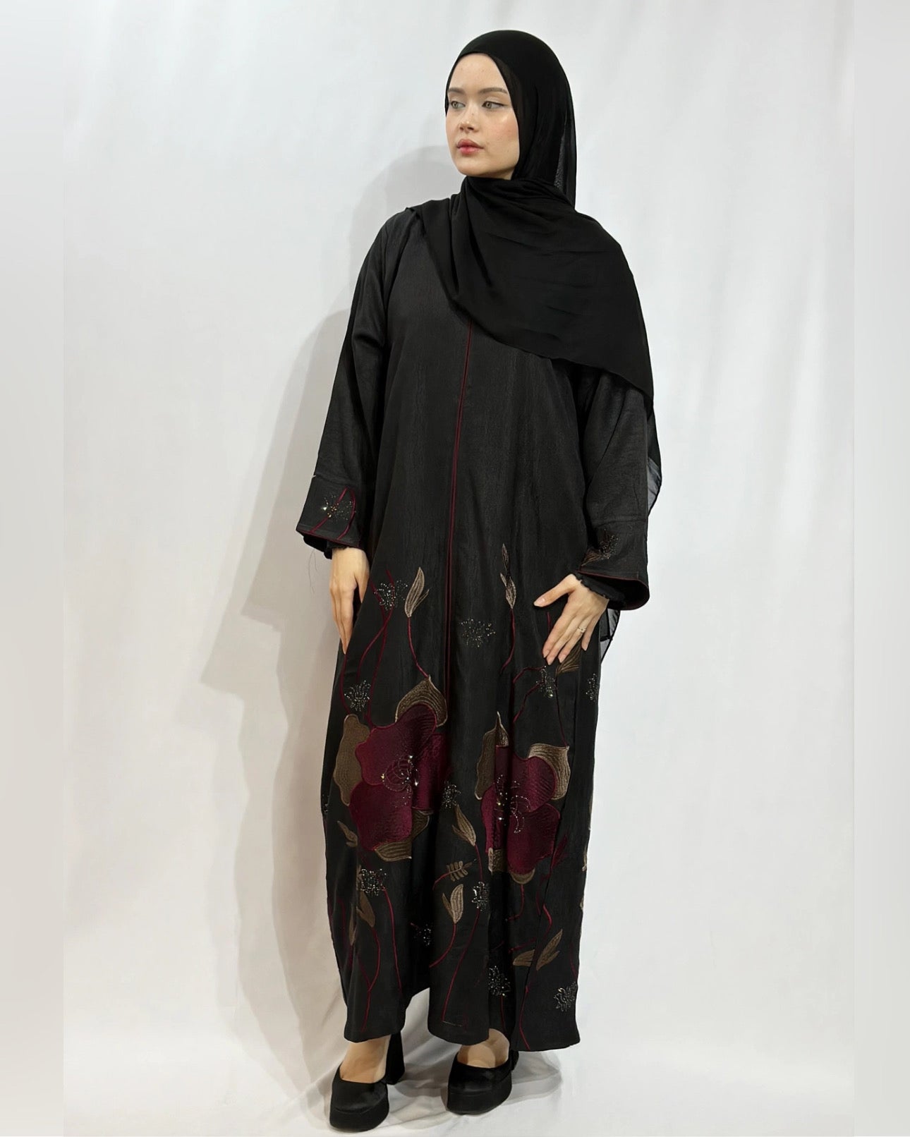 Noor Al Layl Embroidered Abaya