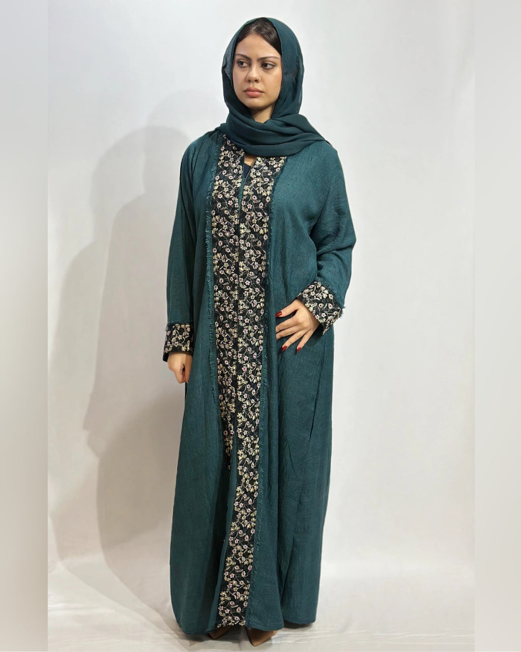 Floral Panel Fringe Open Abaya