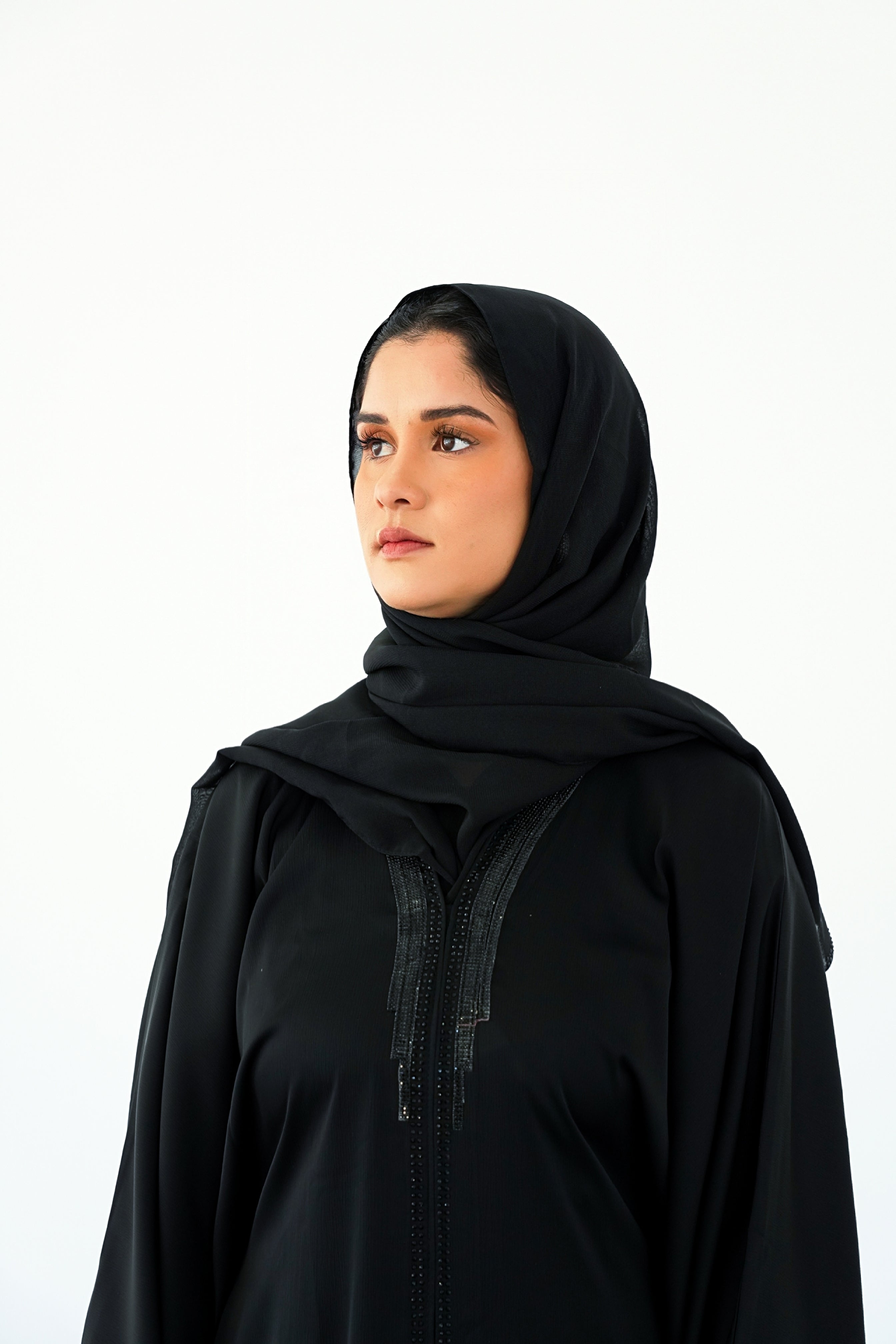 The Onyx Hematite Luxe Abaya