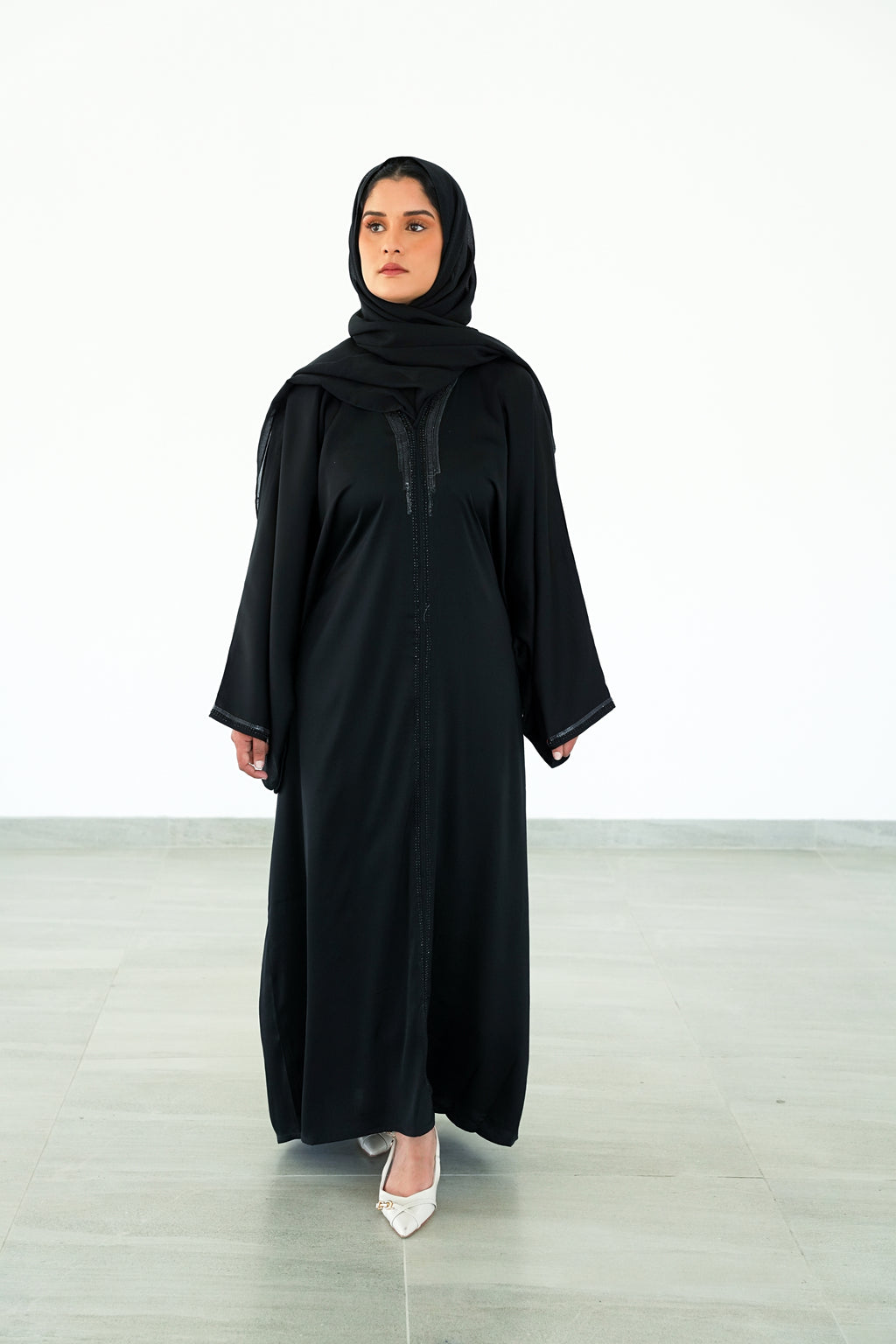 The Onyx Hematite Luxe Abaya