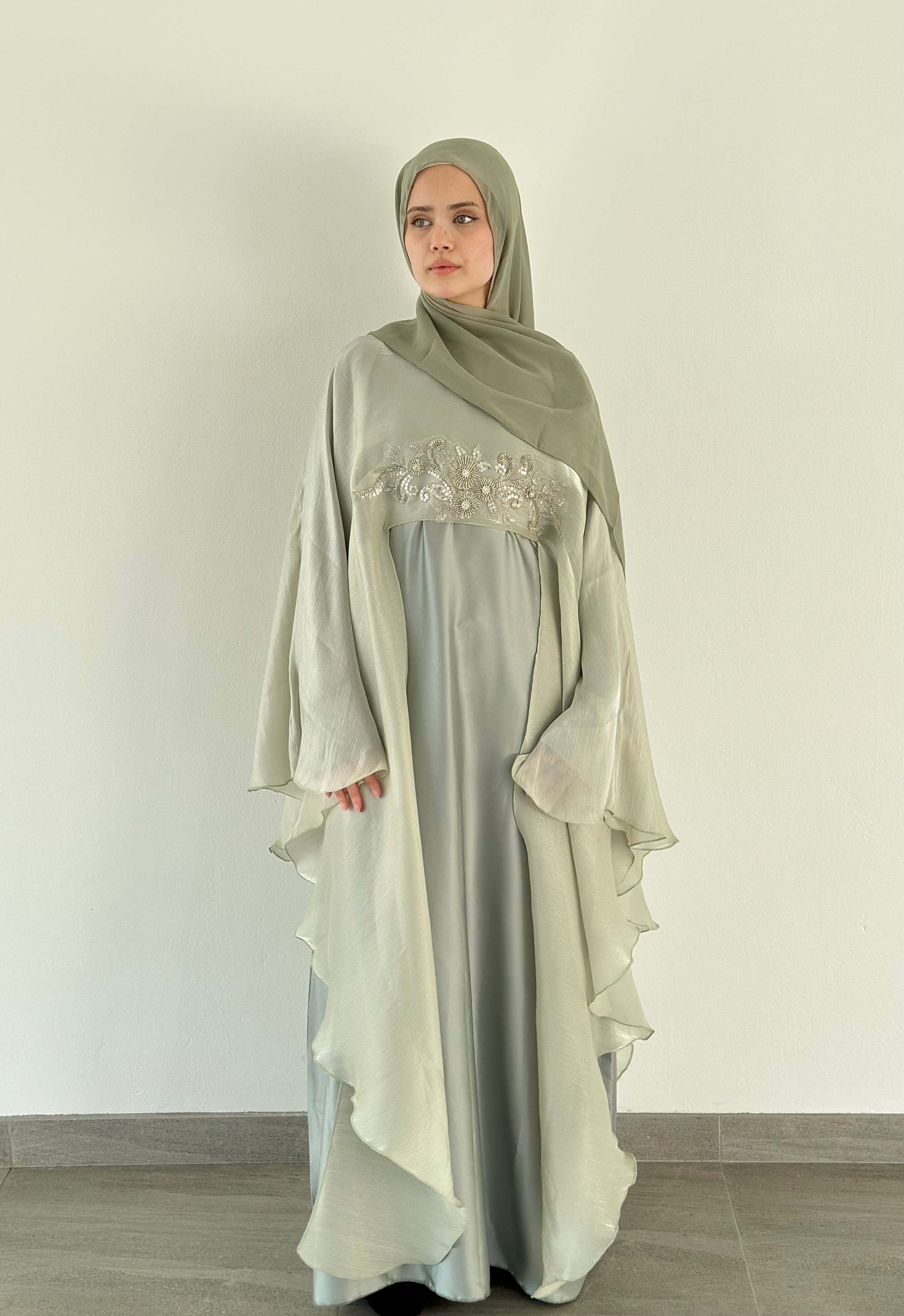 Cascade Overlay Abaya