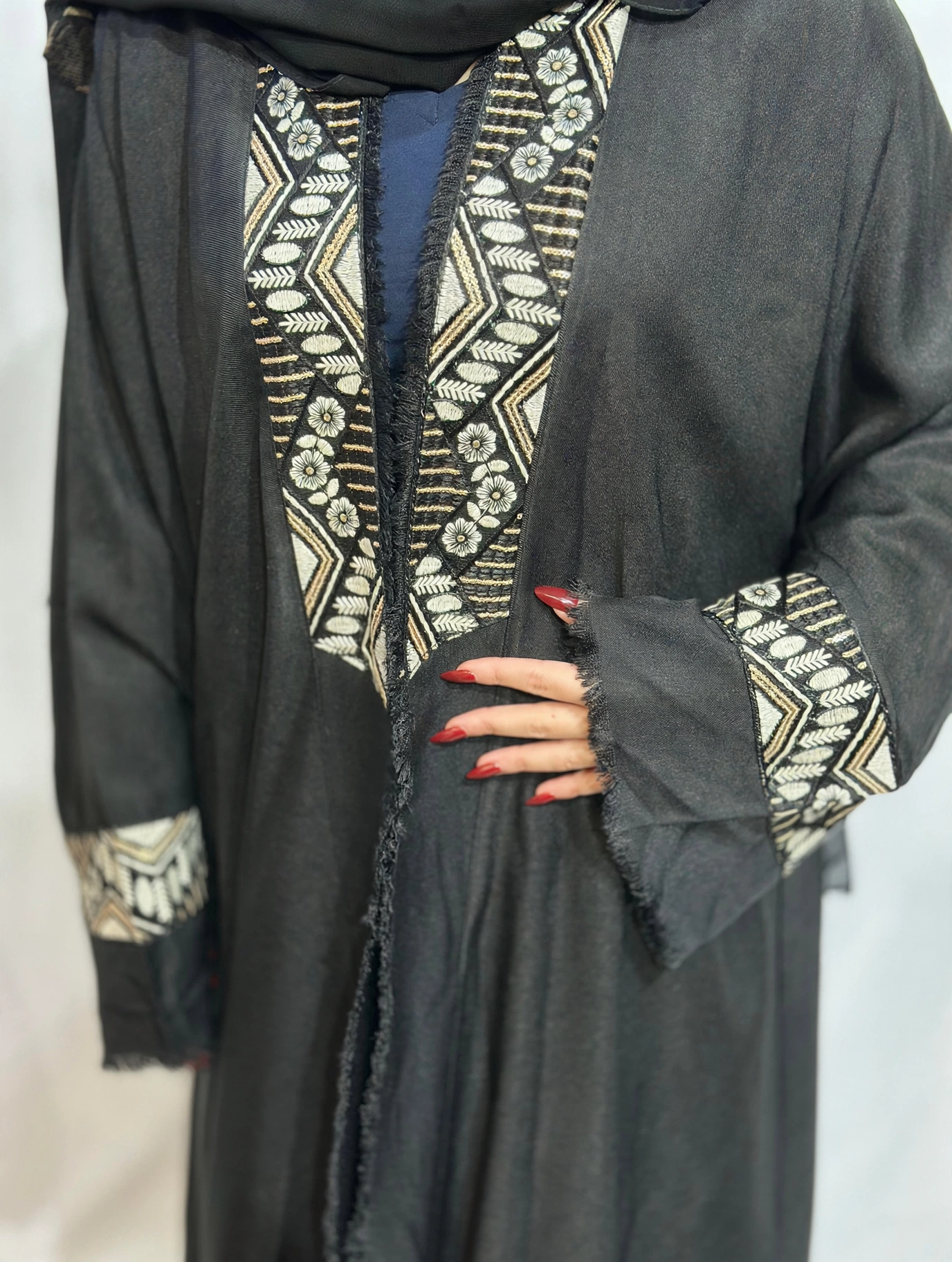 Open Throw Panel Fringe Abaya