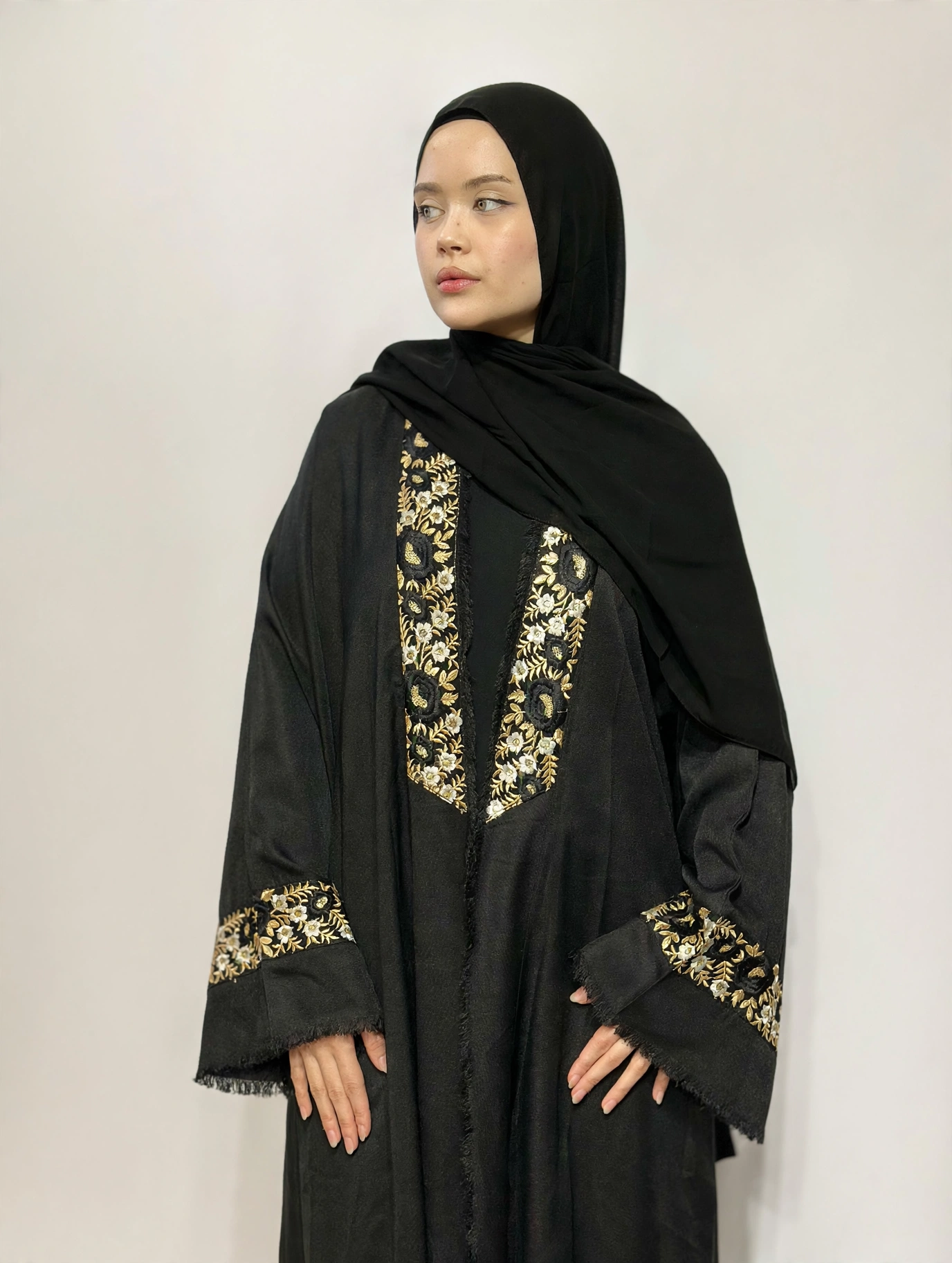 Open Throw Panel Fringe Abaya