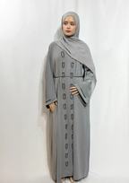 The Chain-link Abaya