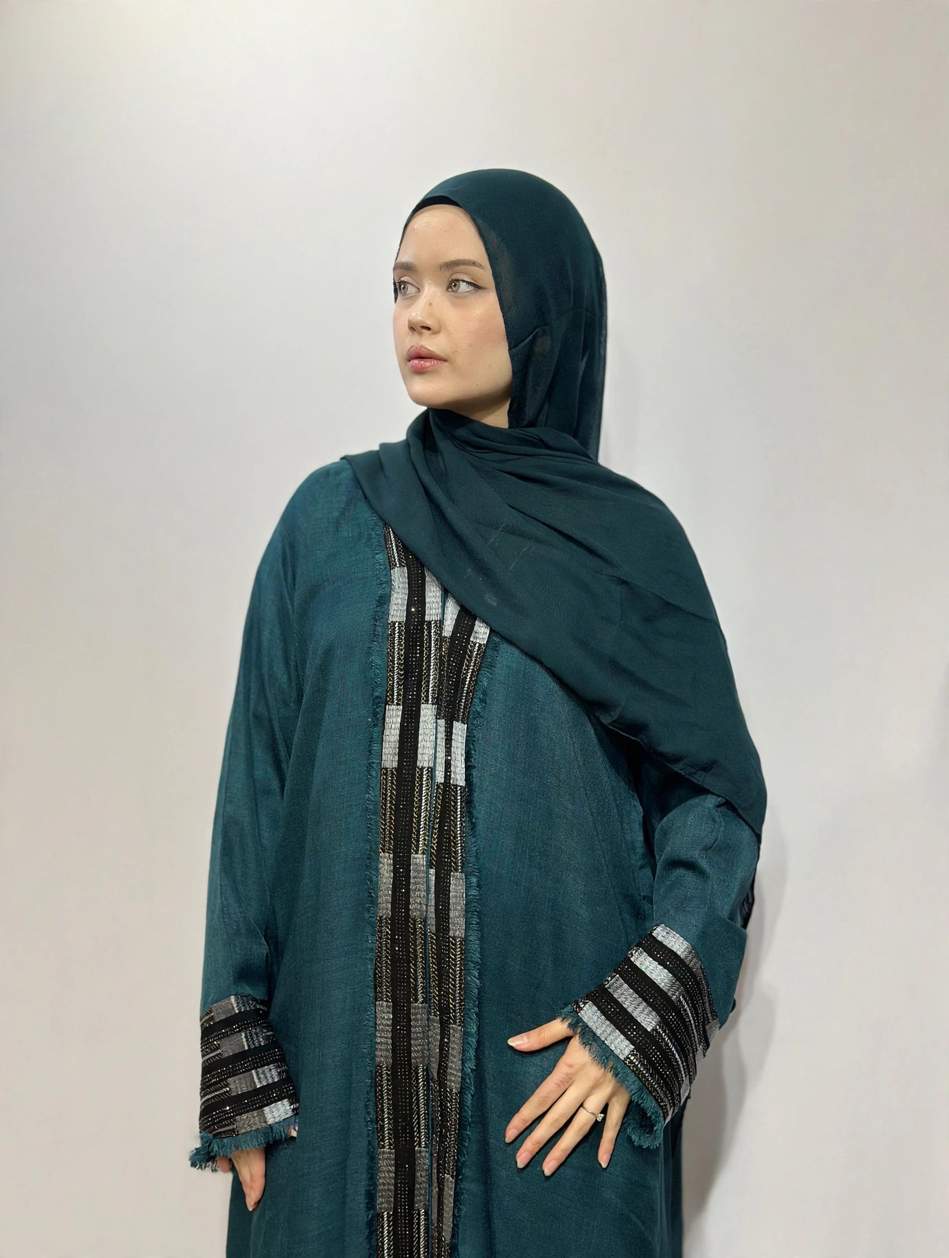 Amethyst Elegance Abaya