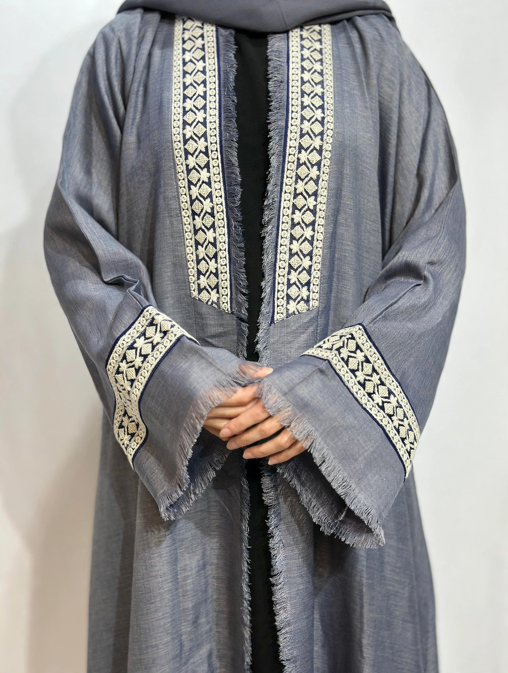Open Throw Panel Fringe Abaya