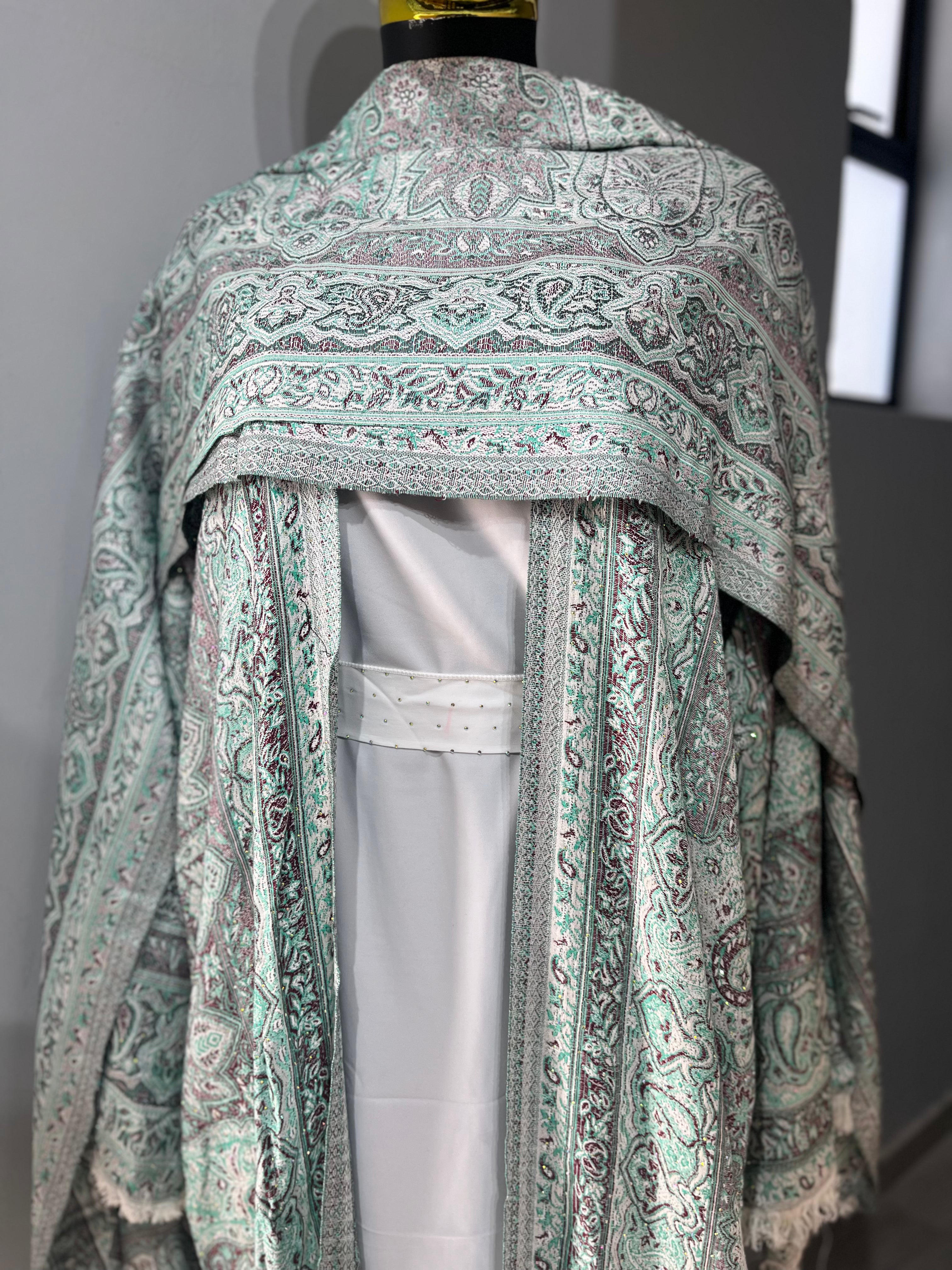Ornamental Veil Pashmina(white inner)