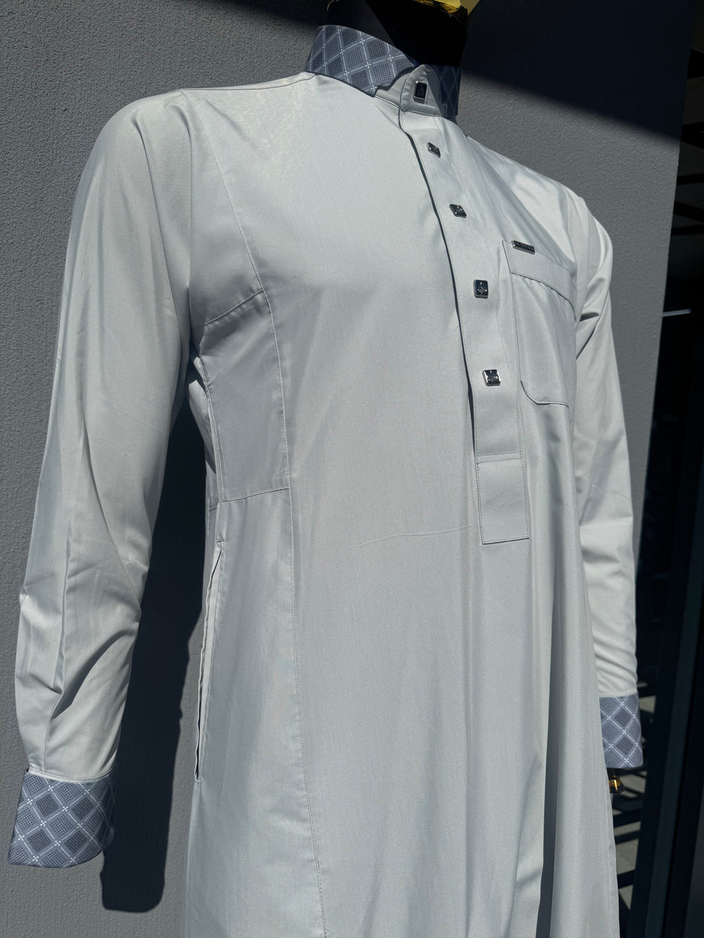 Premium Al Abyad