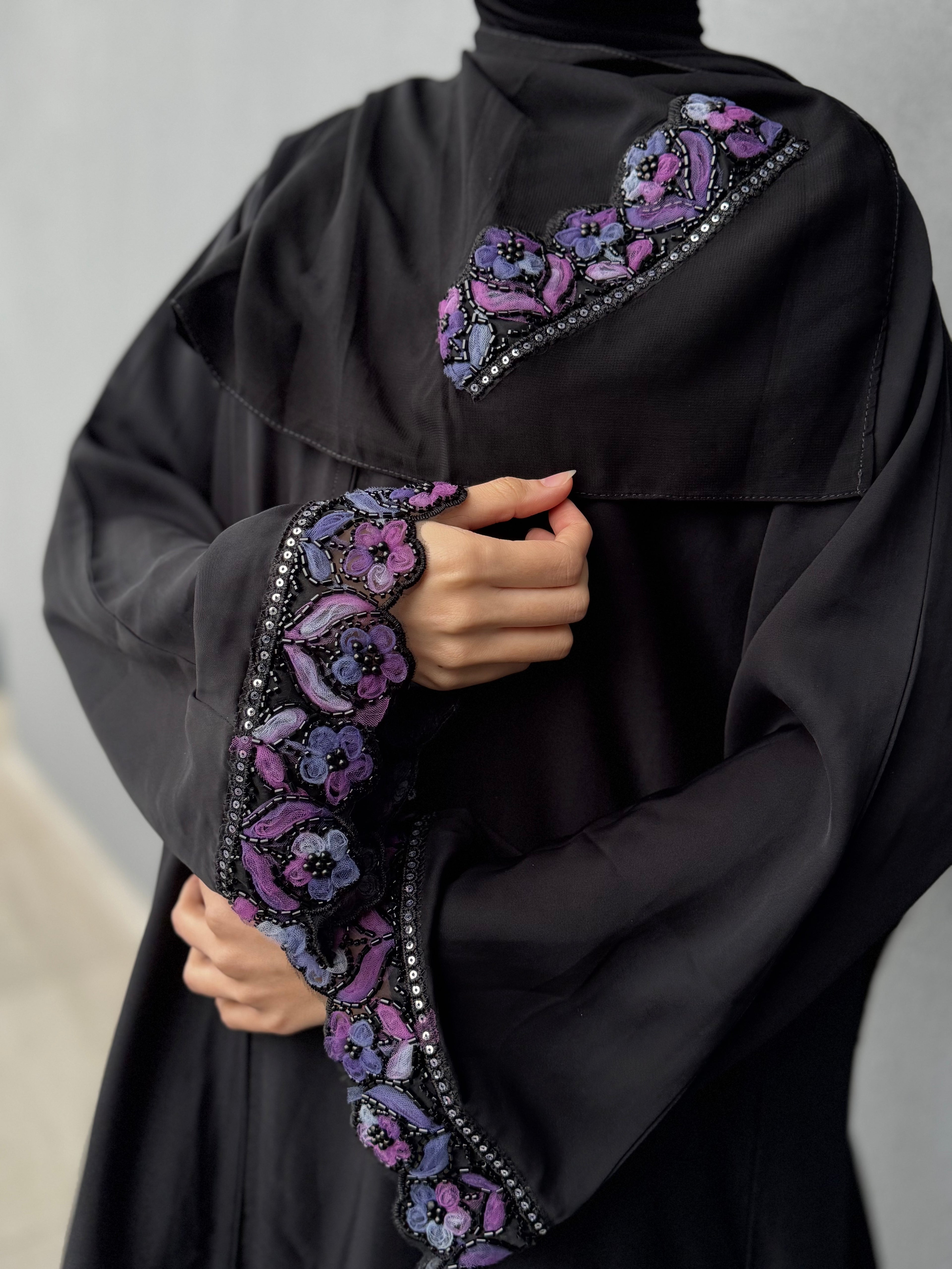 Orchid Sleeve Abaya