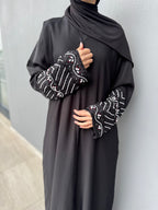 Obsidian Sleeve Abaya