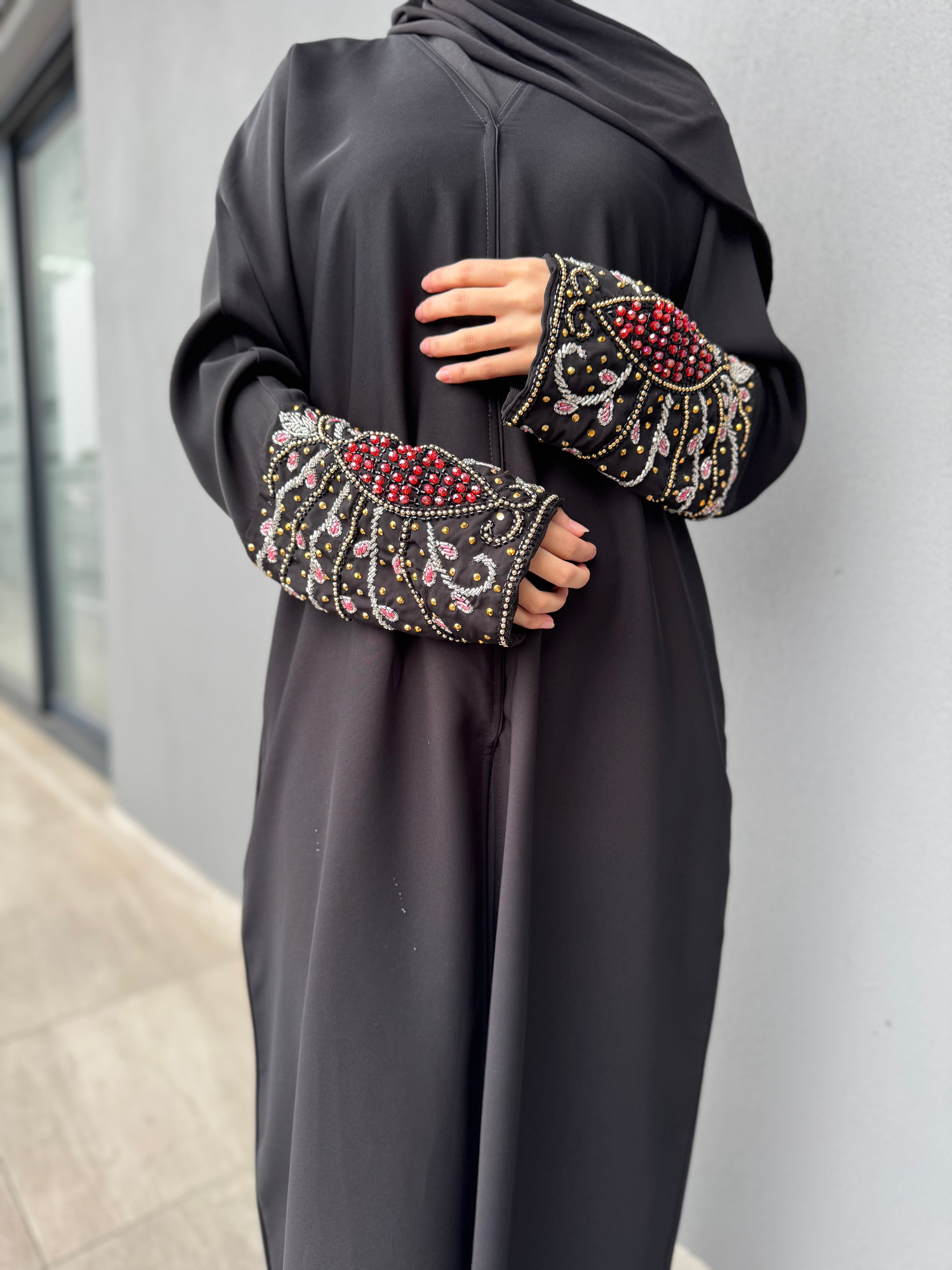 Artisan Sleeve Abaya