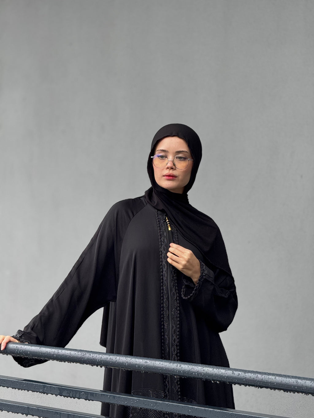 Radiant Heart Abaya