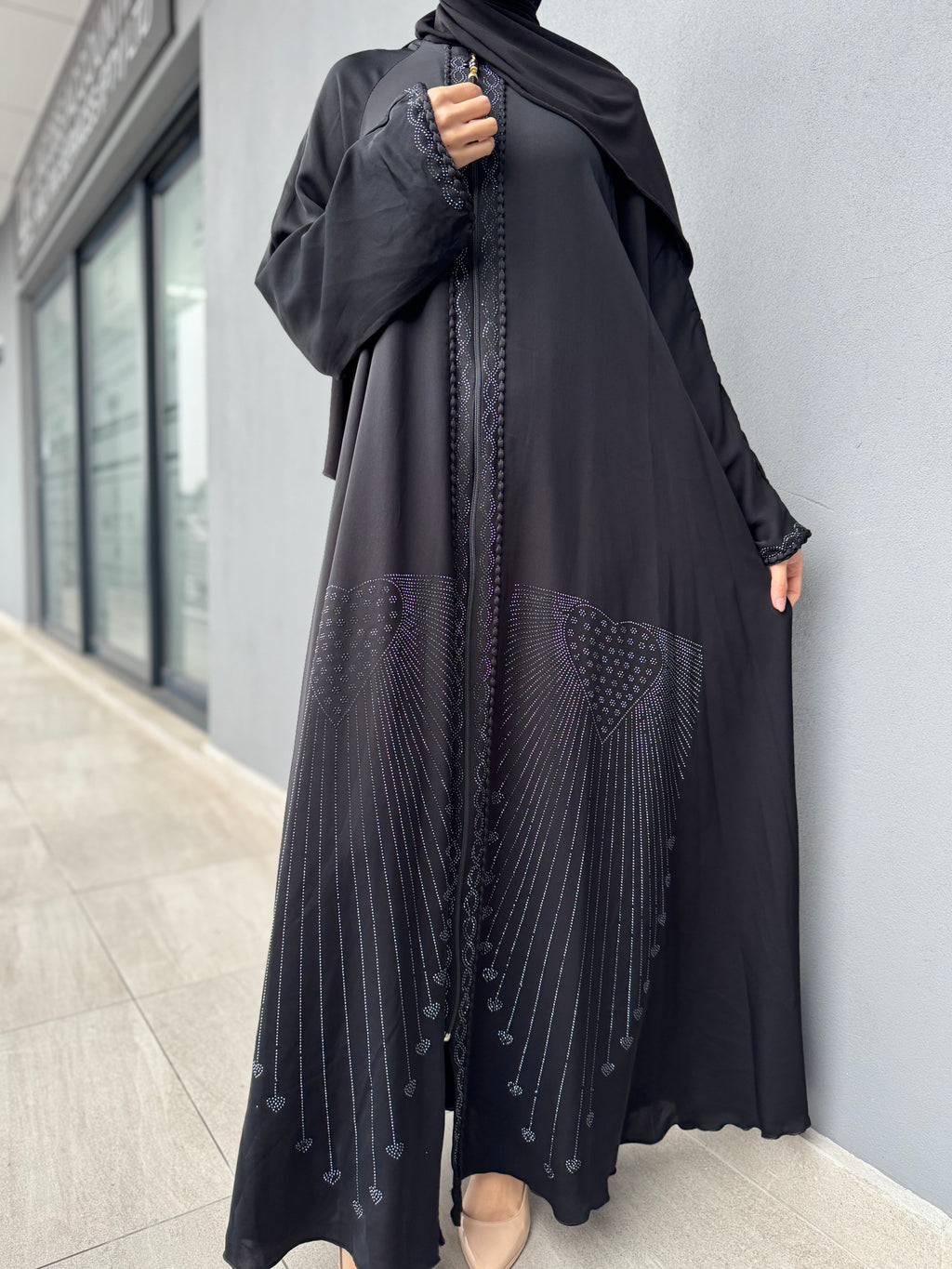 Radiant Heart Abaya