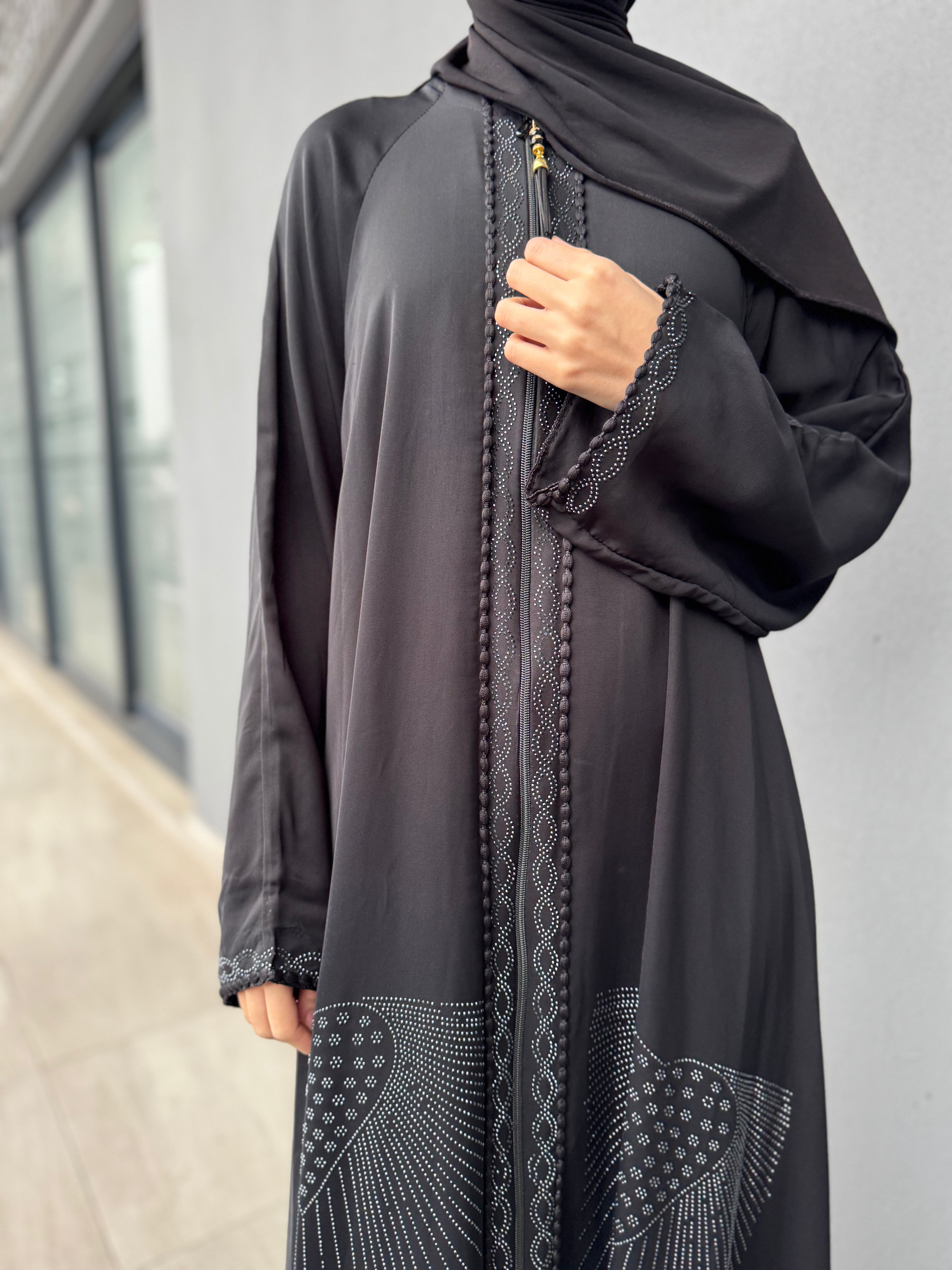 Radiant Heart Abaya