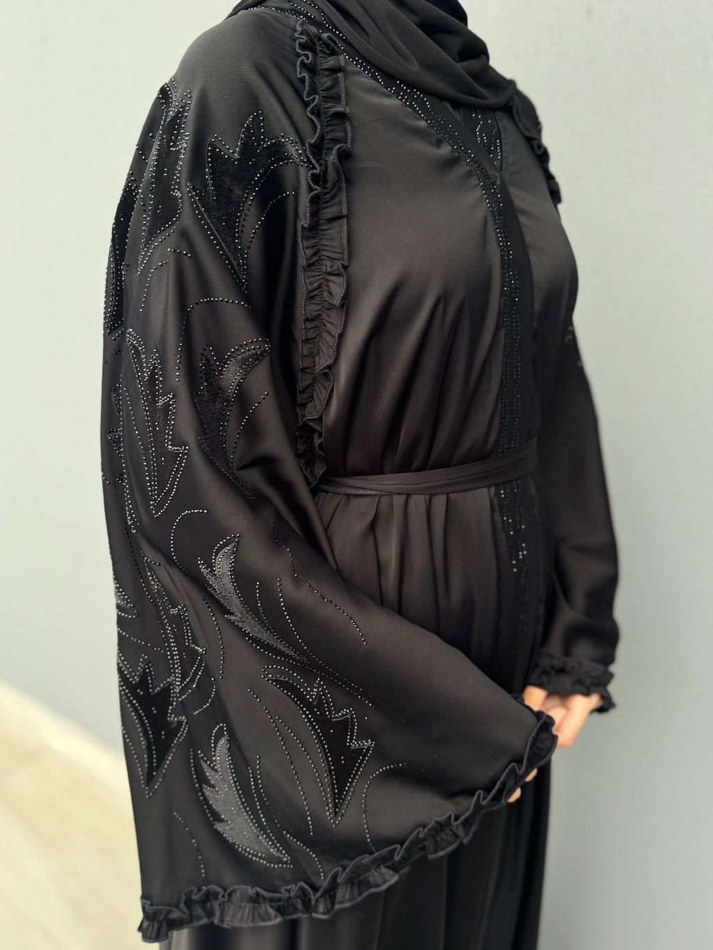 Serene Wave Abaya
