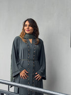 The Chain-link Abaya