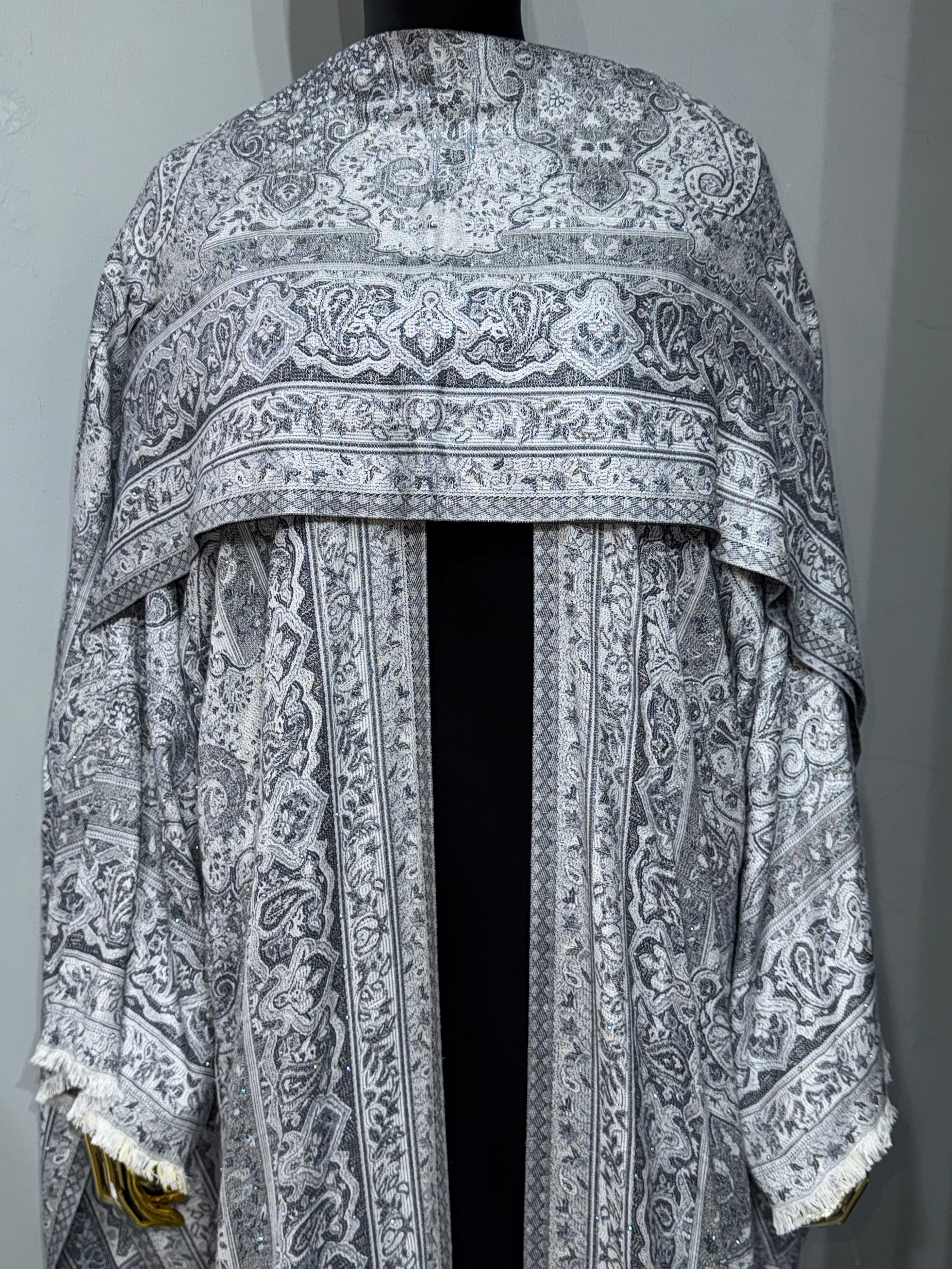 Pale Elegance Collection