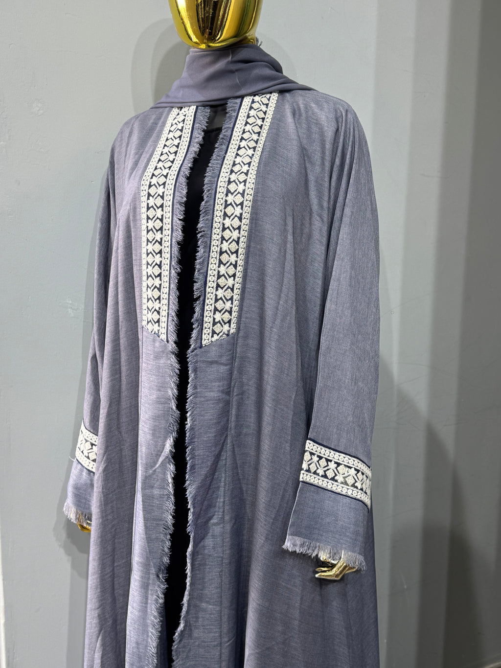 Open Throw Panel Fringe Abaya