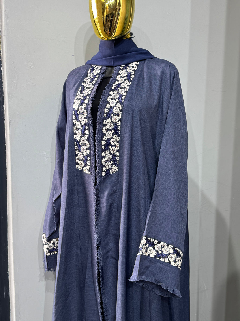 Open Throw Panel Fringe Abaya