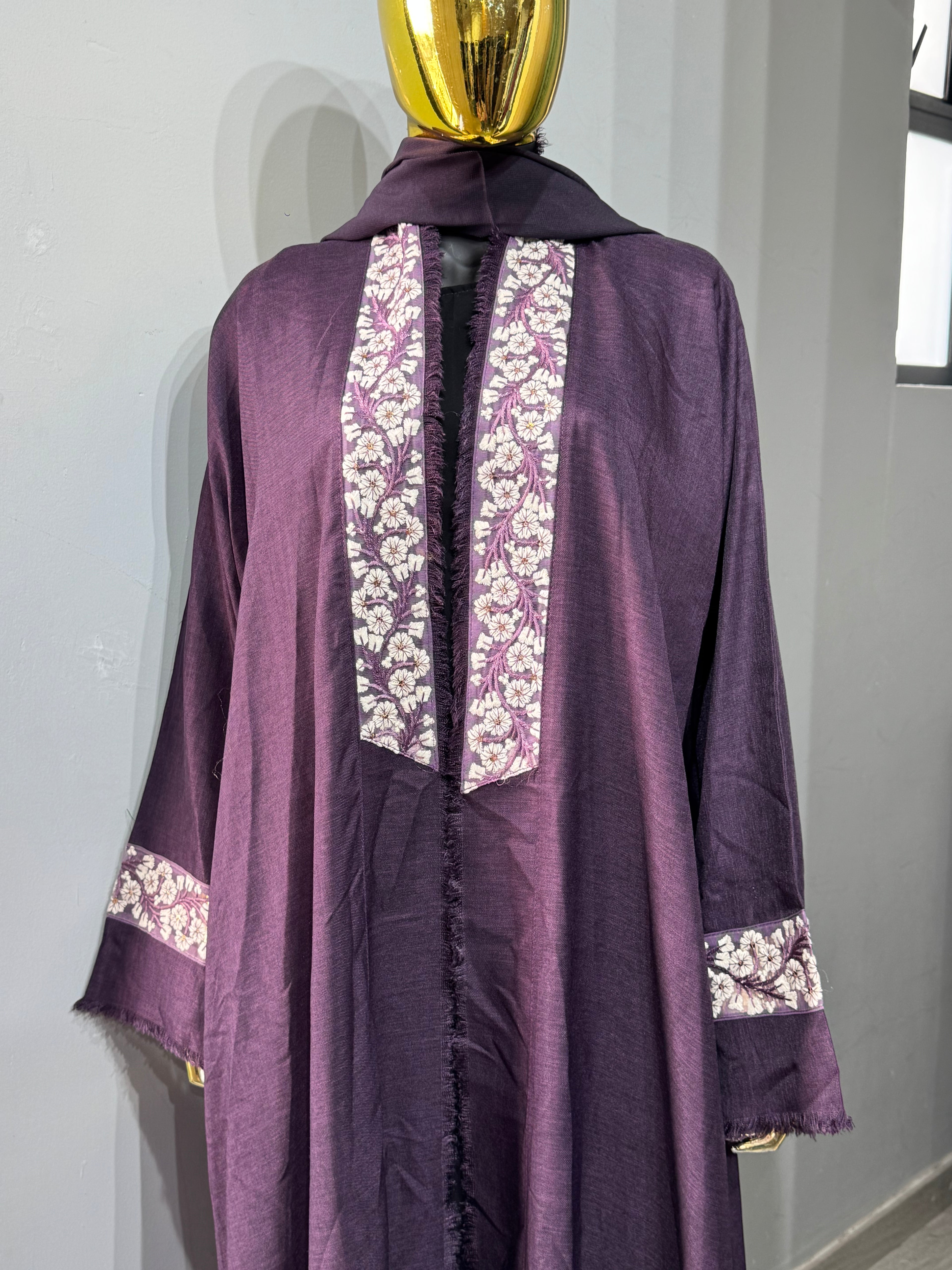 Open Throw Panel Fringe Abaya