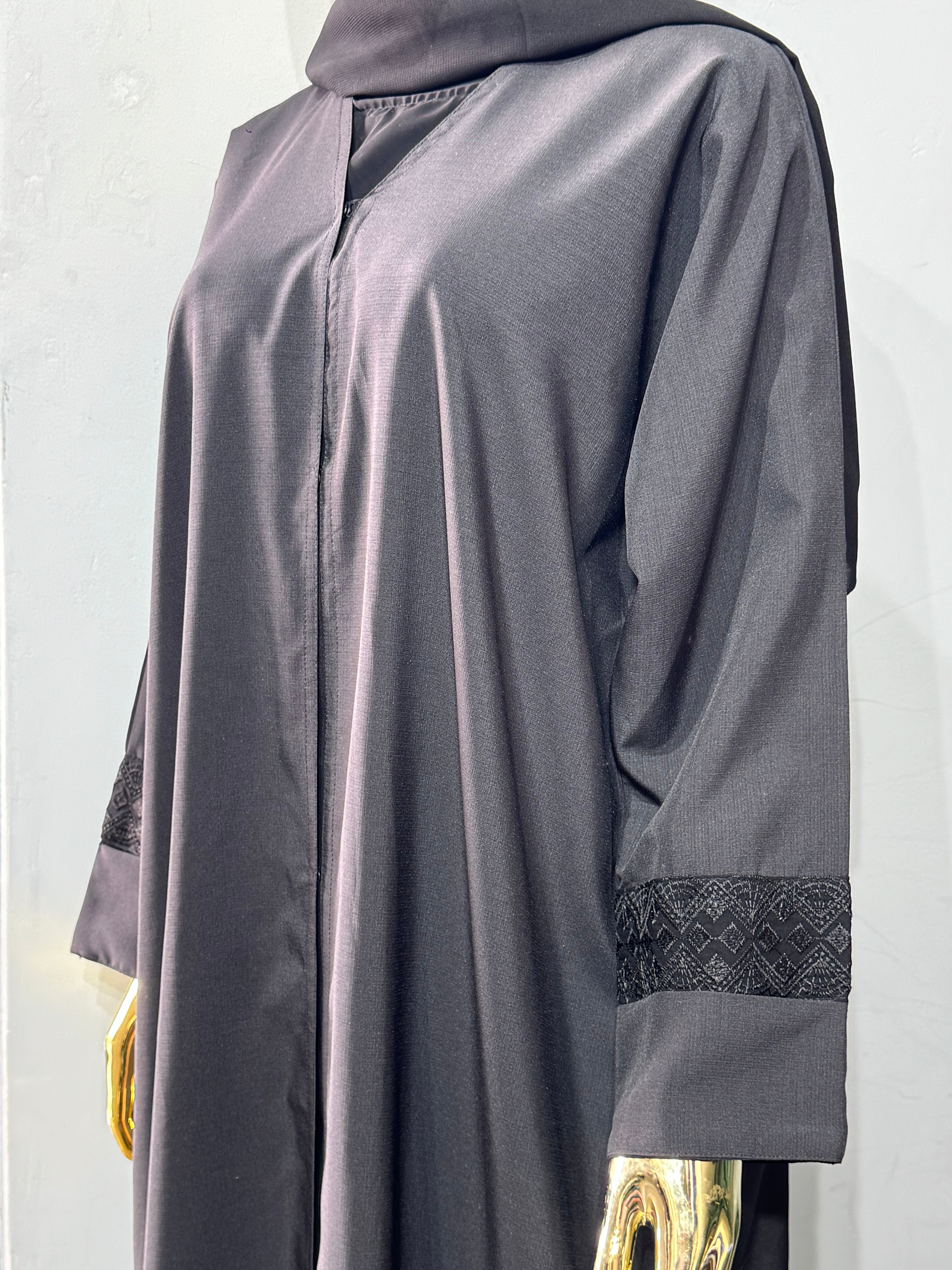 Obsidian Grace Abaya