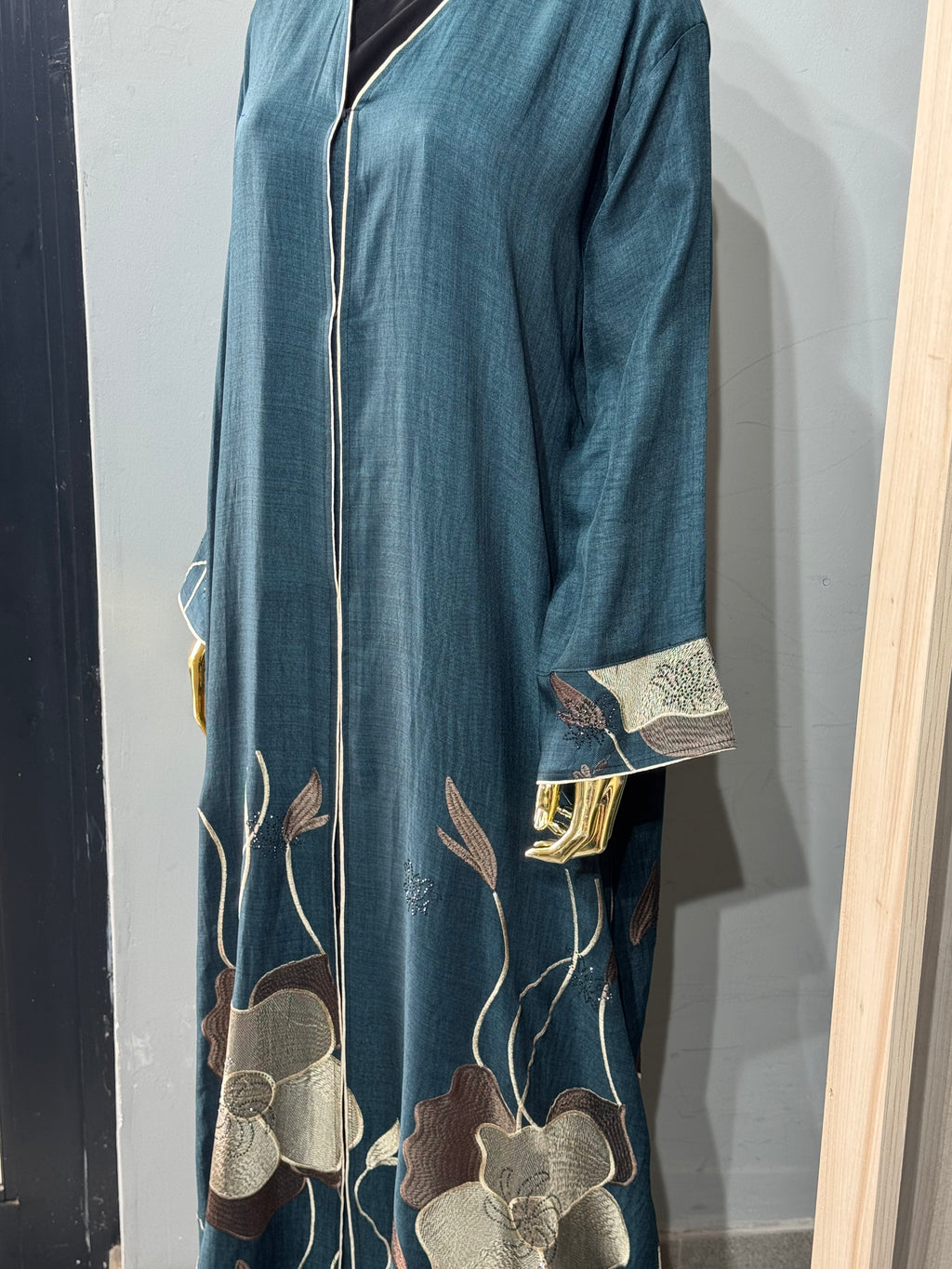 Noor Al Layl Embroidered Abaya