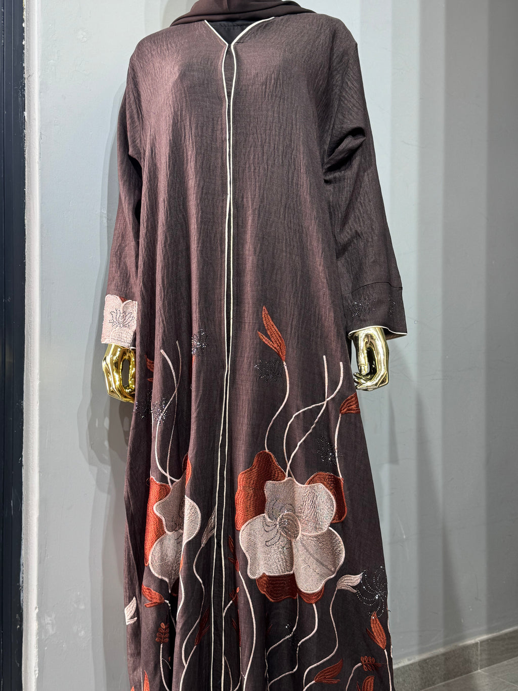 Noor Al Layl Embroidered Abaya