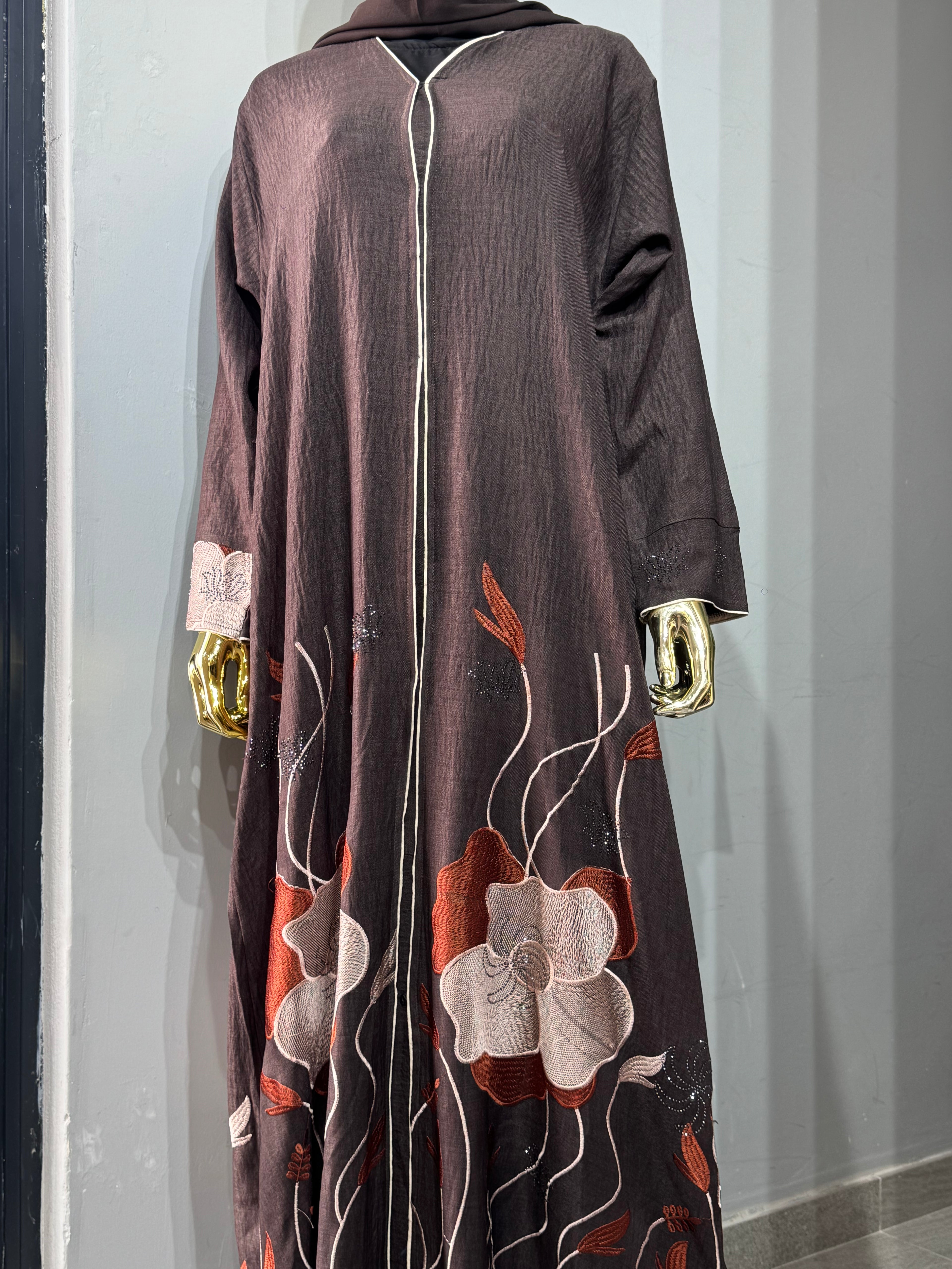 Noor Al Layl Embroidered Abaya