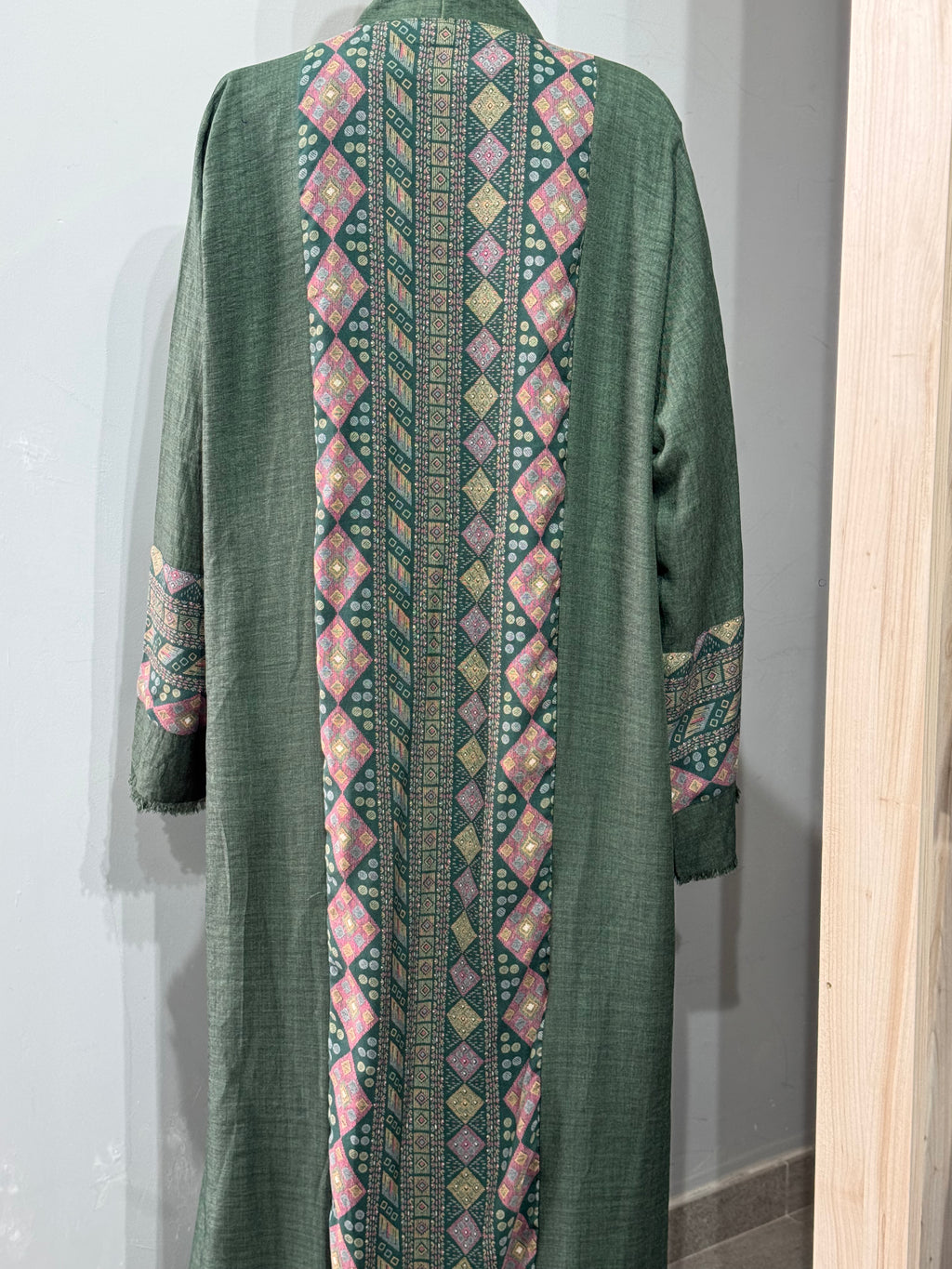 Turath Al Majd Heritage Geometric Embroidered Abaya