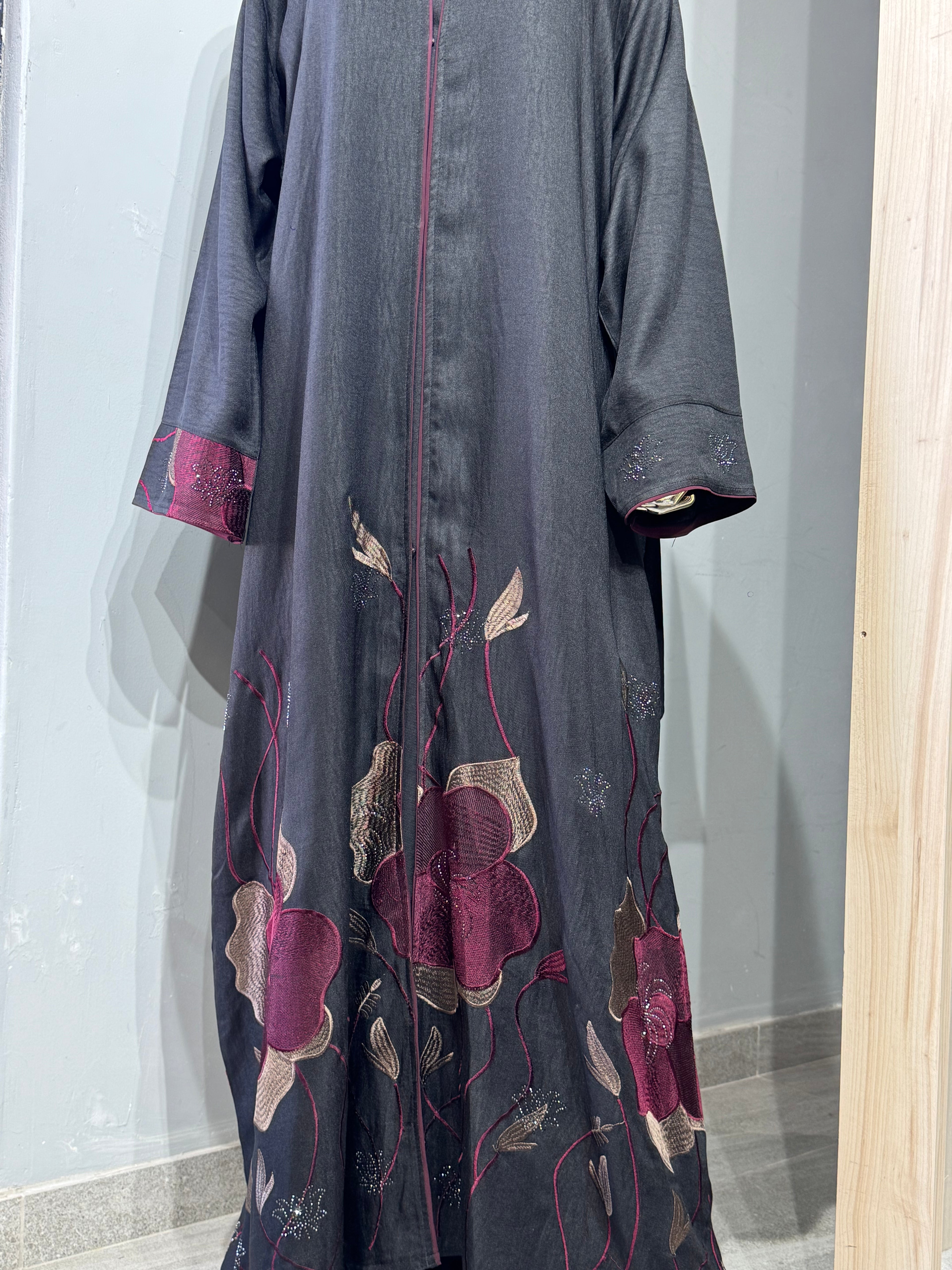 Noor Al Layl Embroidered Abaya