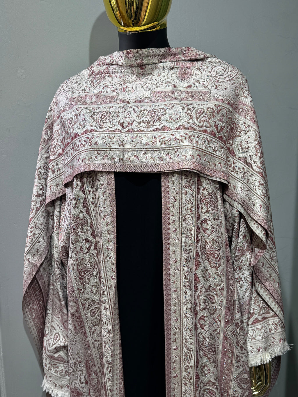 Pale Elegance Collection
