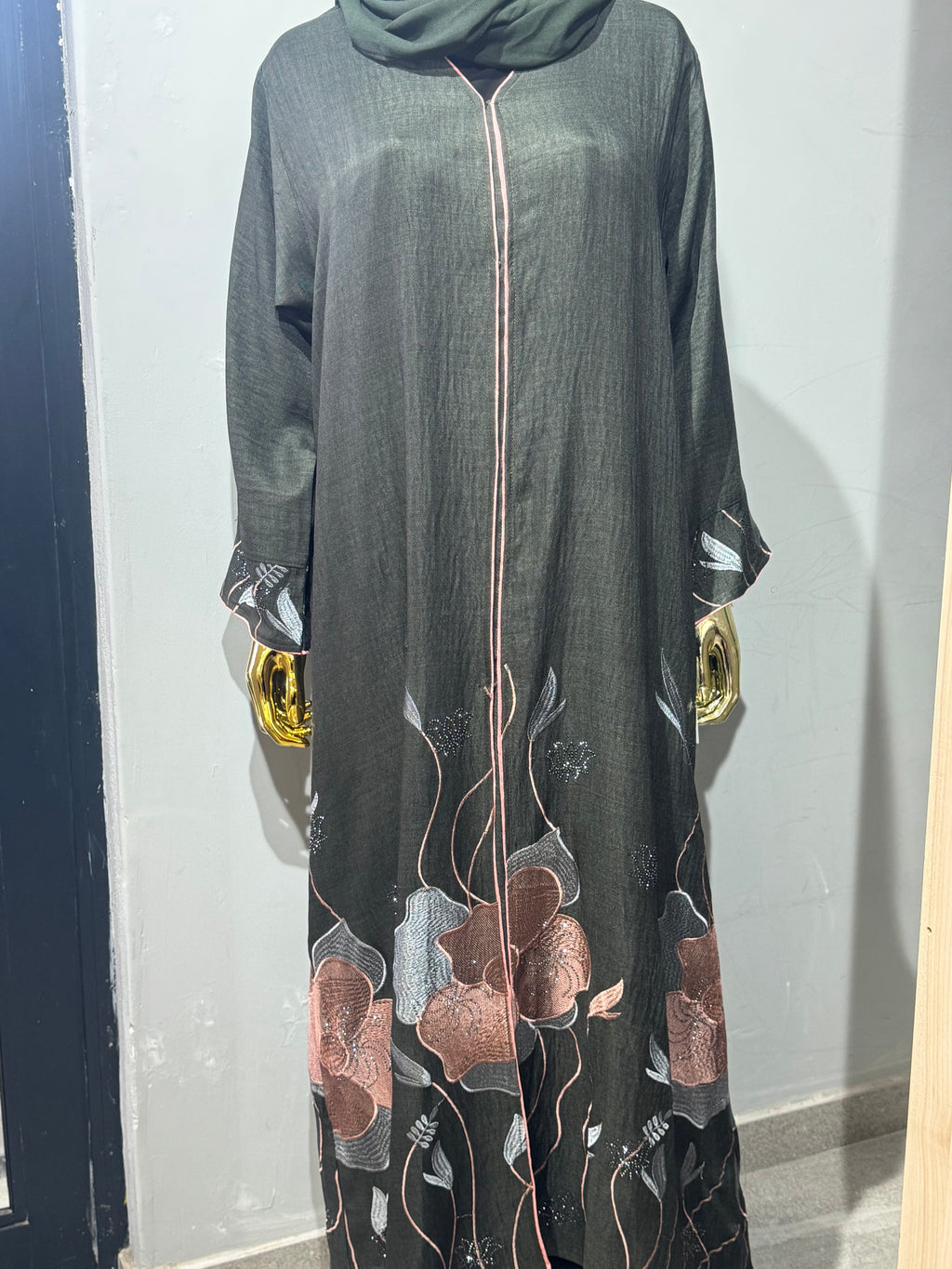 Noor Al Layl Embroidered Abaya