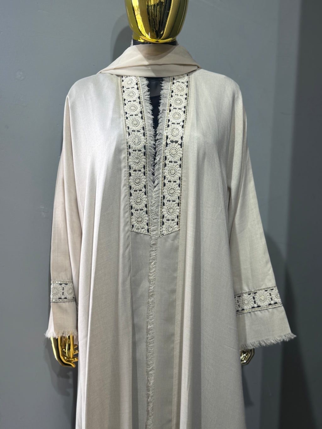 Open Throw Panel Fringe Abaya