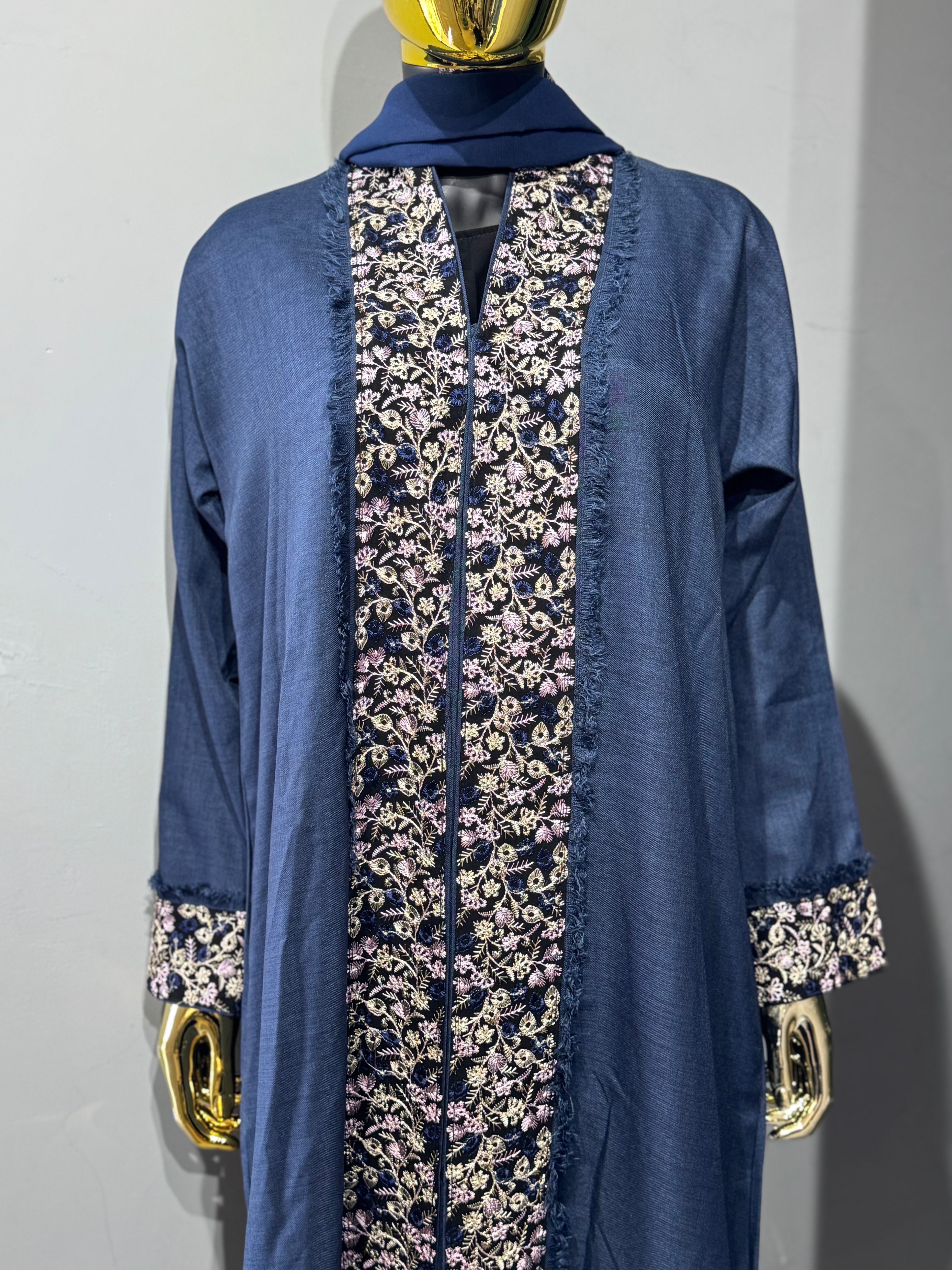 Floral Panel Fringe Open Abaya