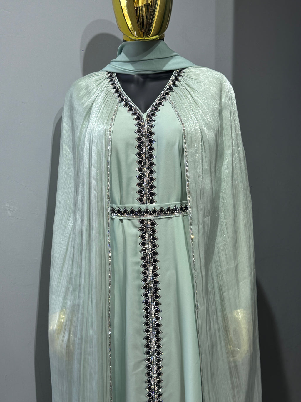 Noor Al-Zumurrud Abaya
