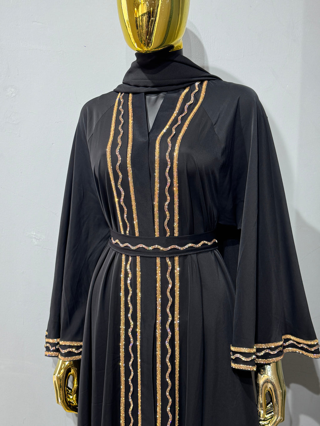 Malika Al Asal Rope-Trim Belted Abaya