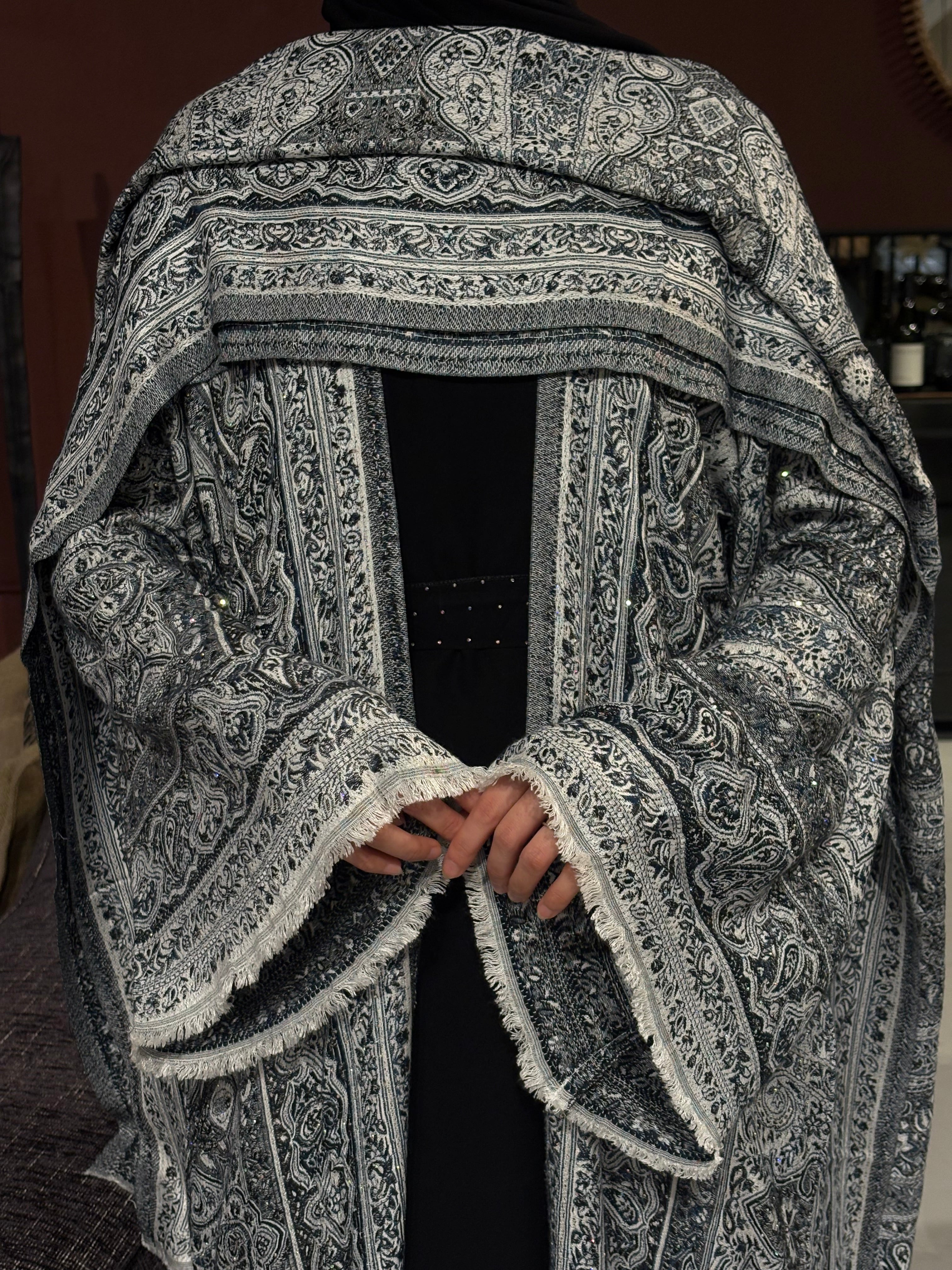 Imperial Motif Pashmina(black inner)