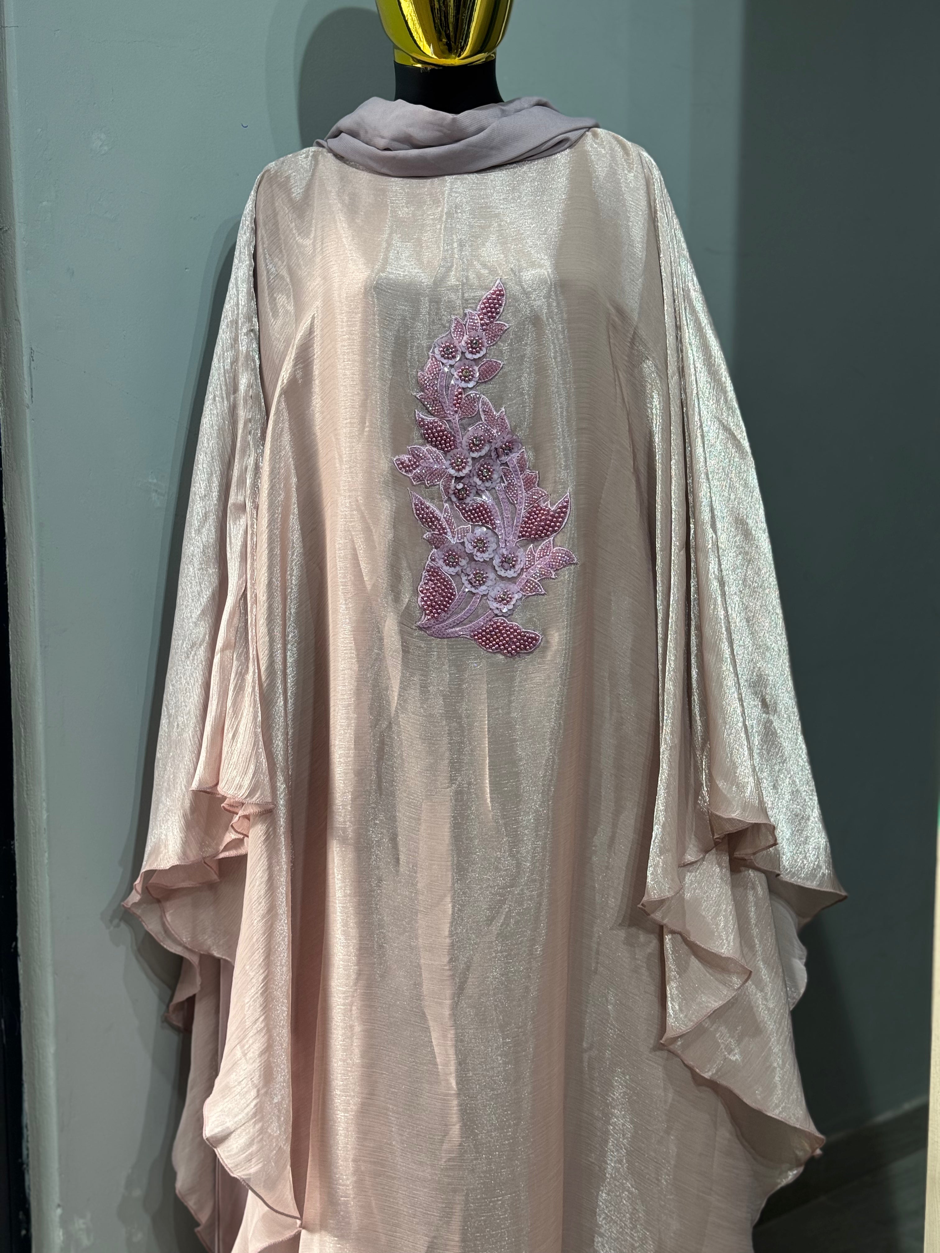 Nujūm Al Thawb Reversible Embroidered Abaya
