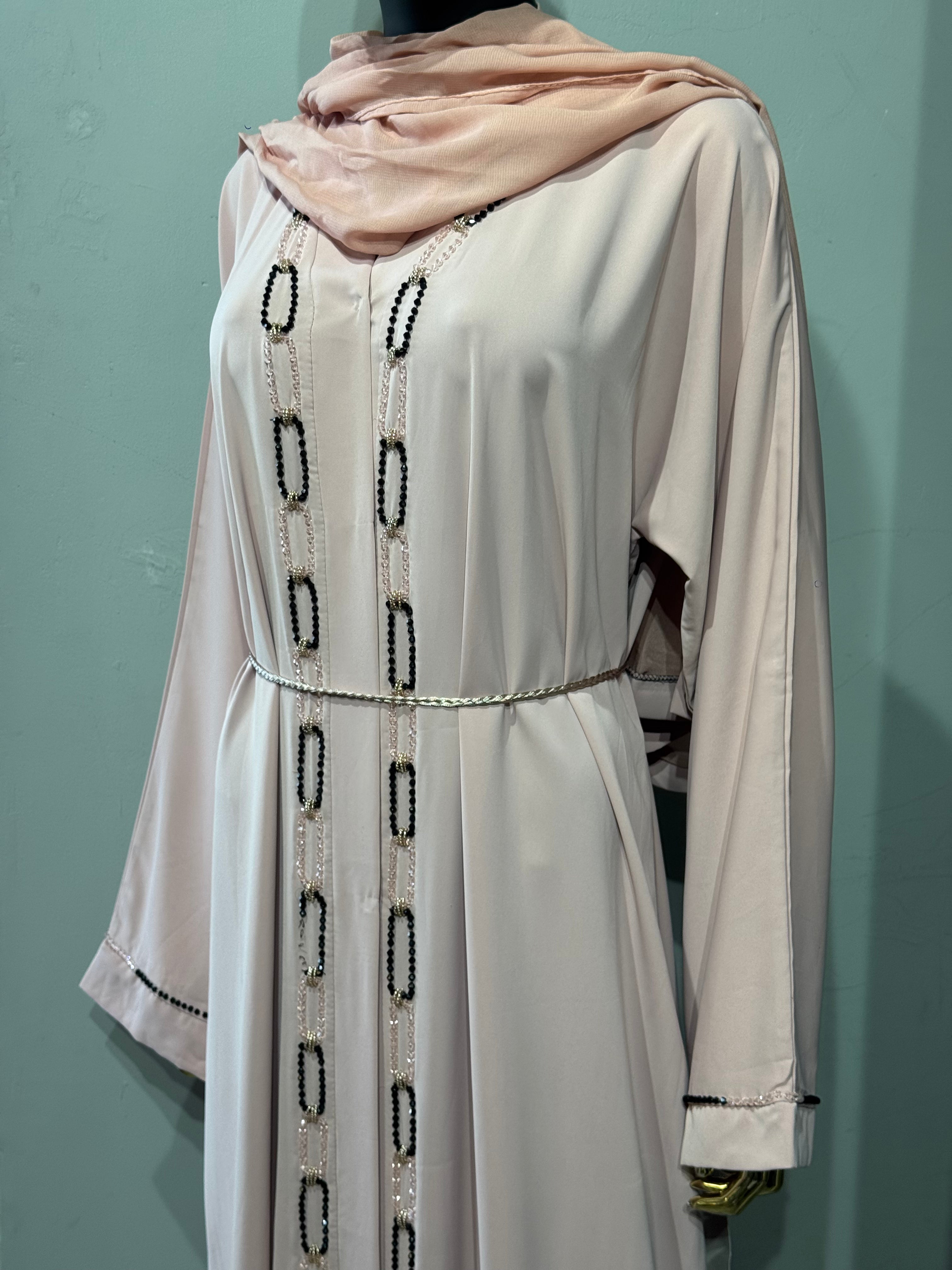The Chain-link Abaya