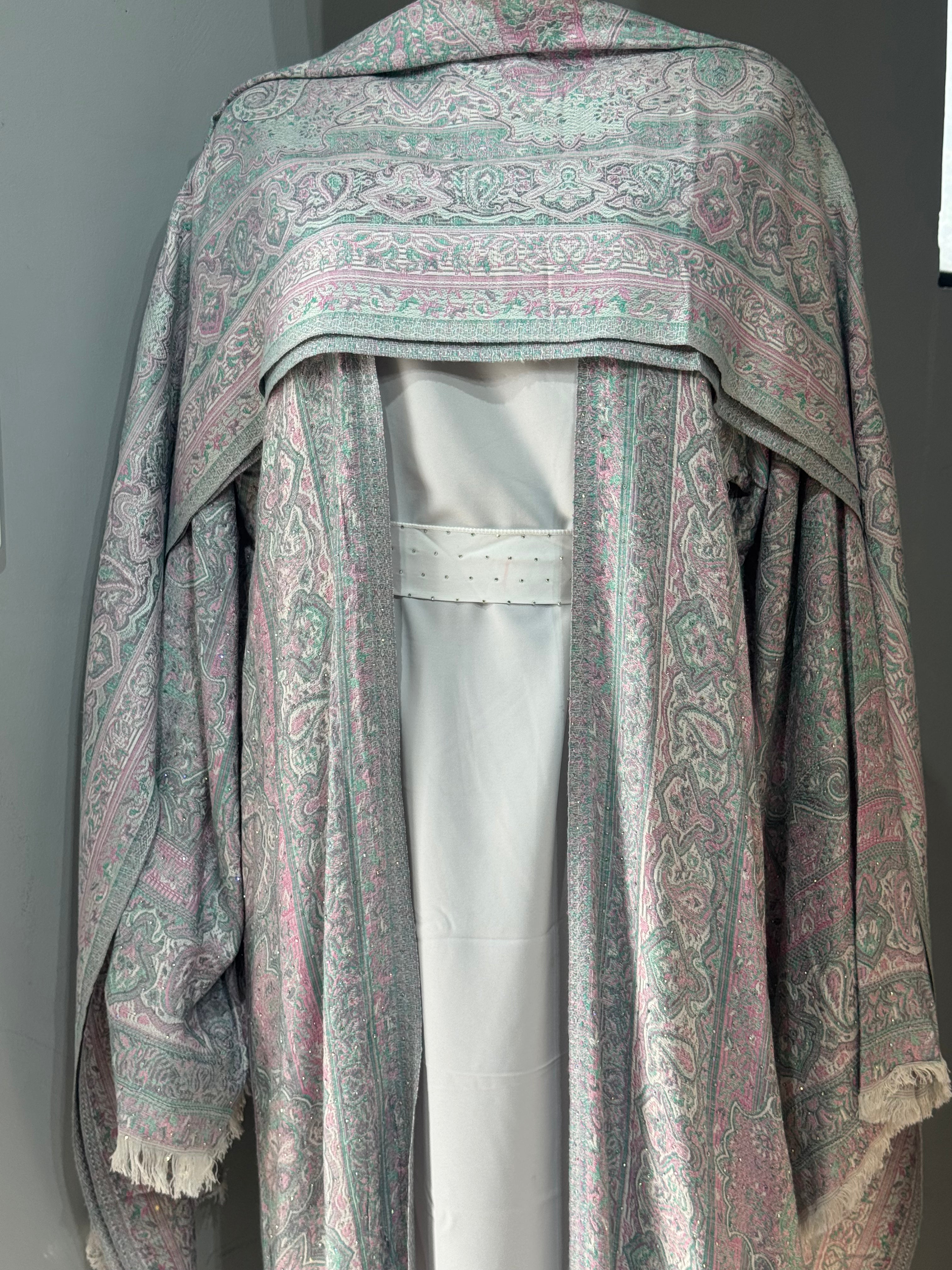 Ornamental Veil Pashmina(white inner)