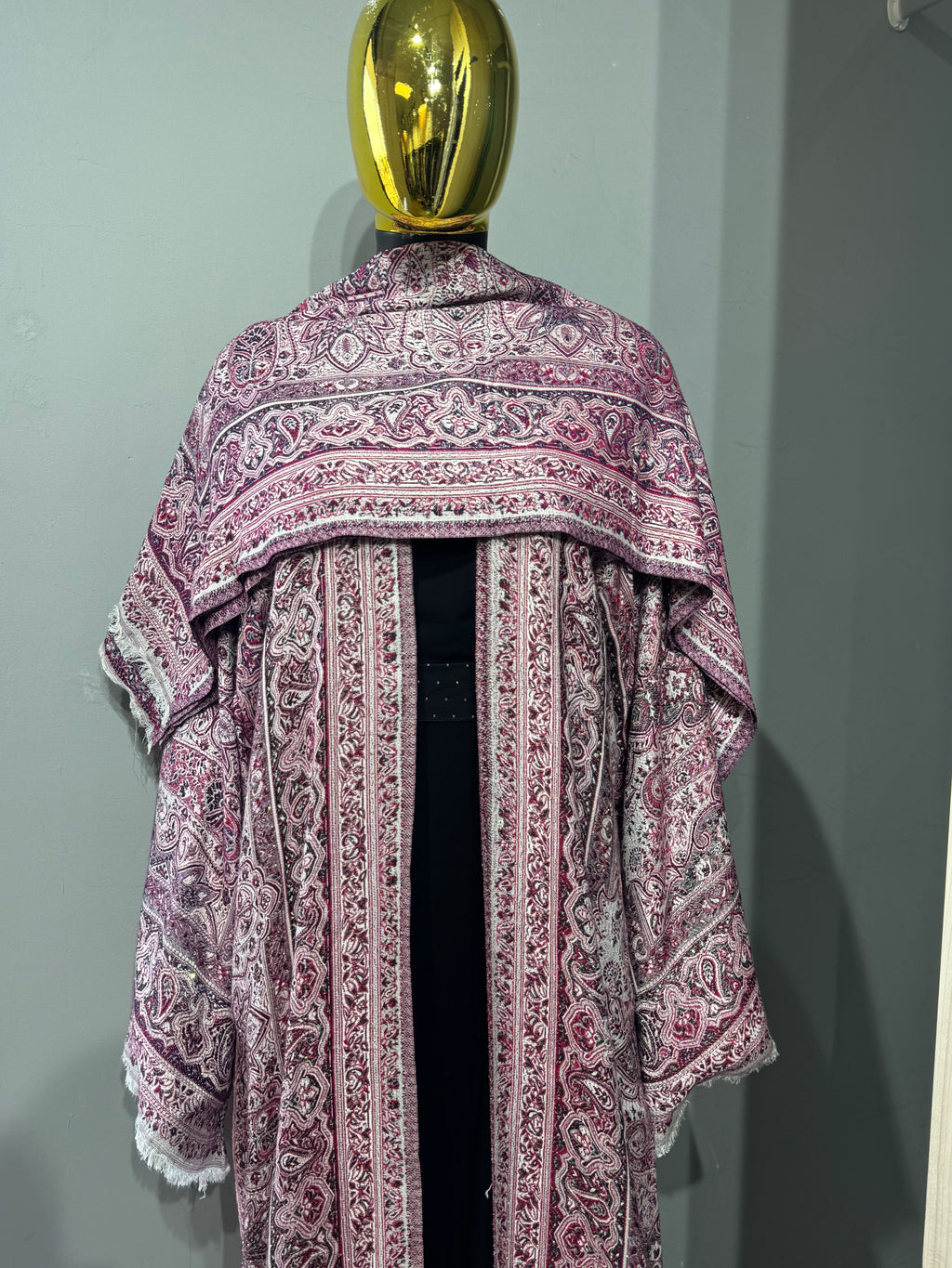 Imperial Motif Pashmina(black inner)