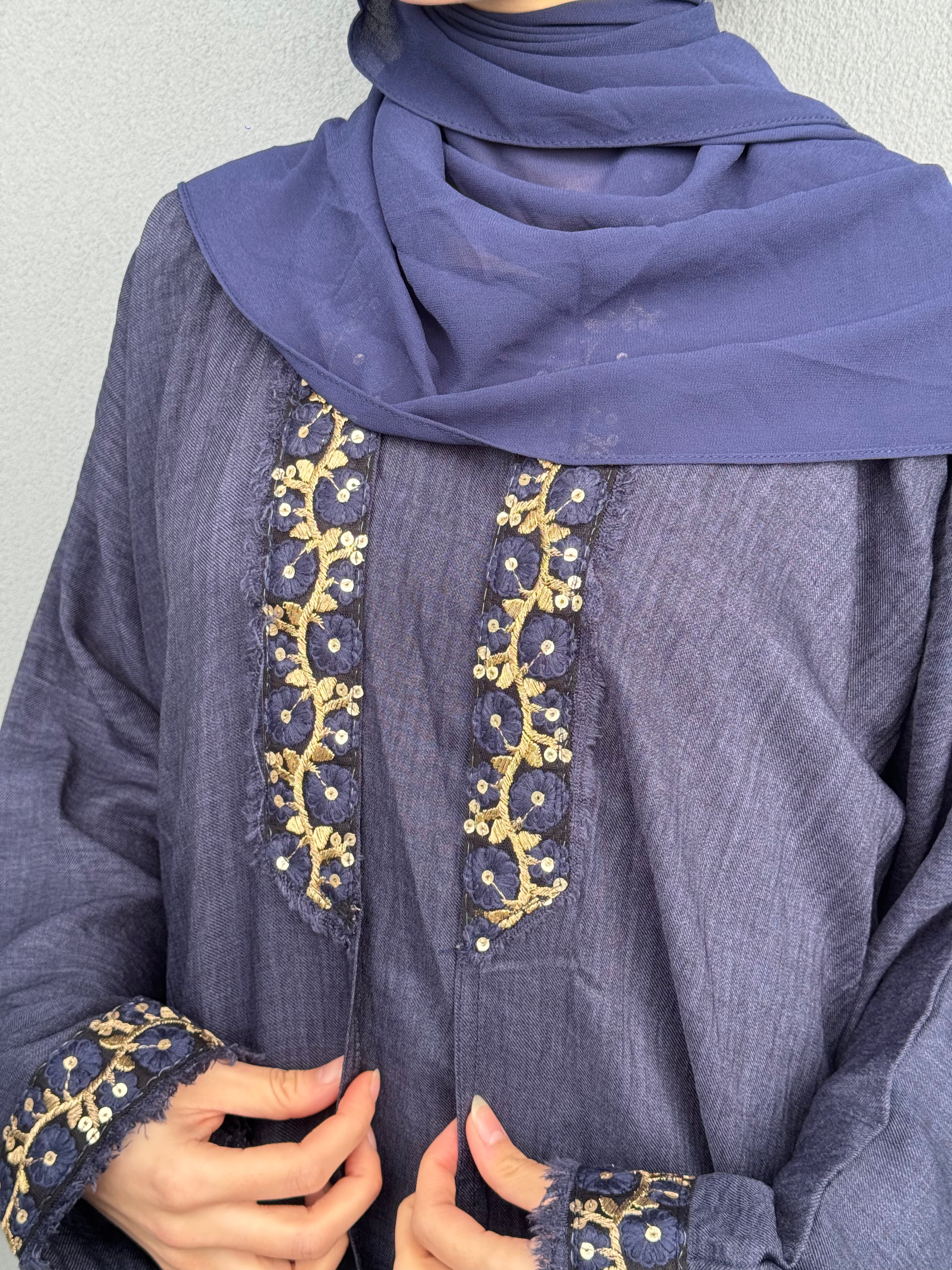 Ghusoon Linen Abaya