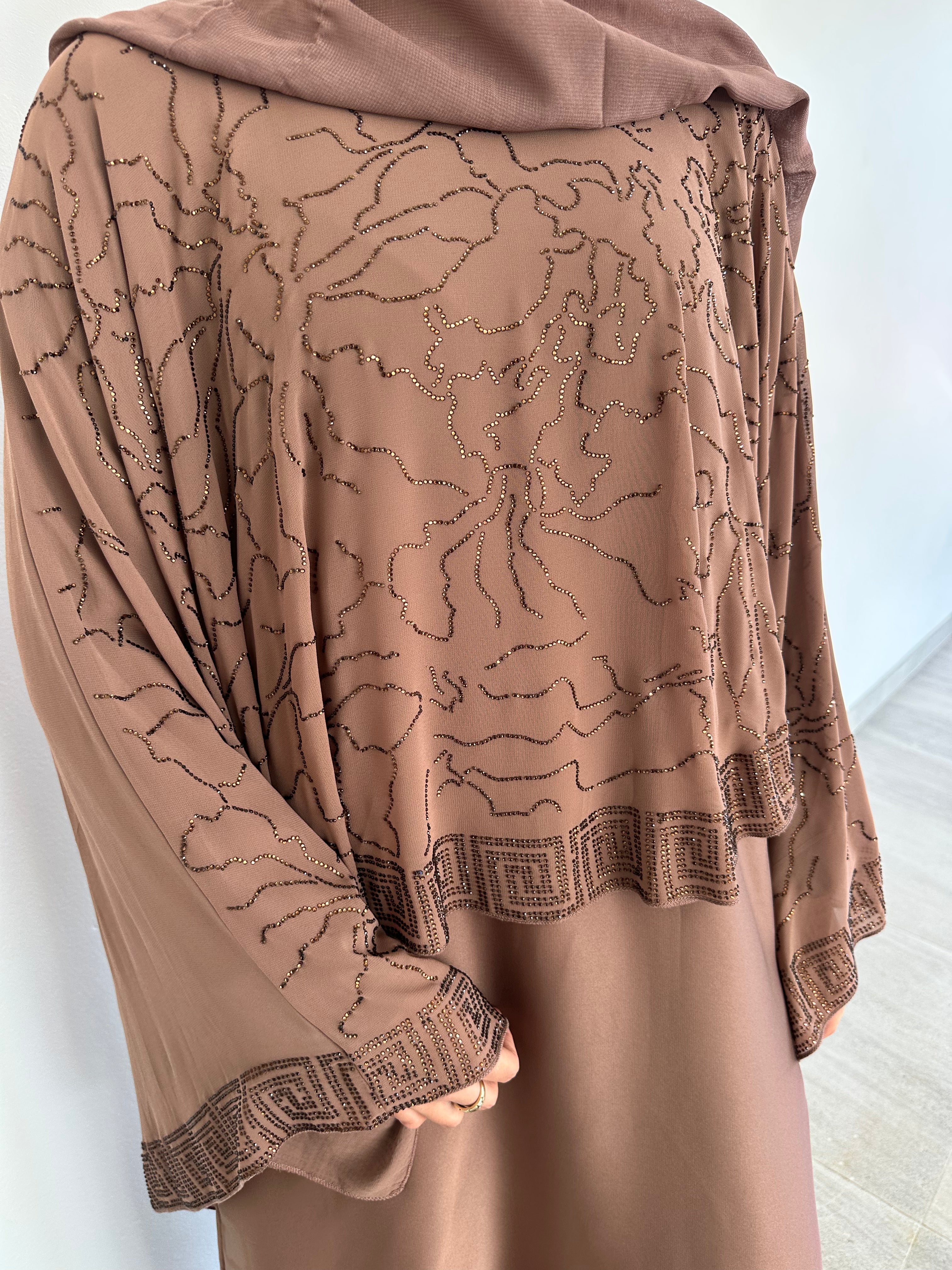 Noor Al-Qamar Abaya