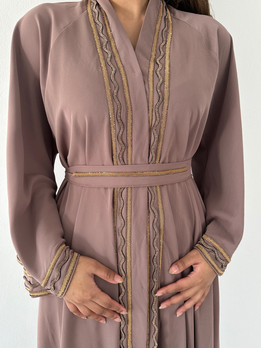 Malika Al Asal Rope-Trim Belted Abaya