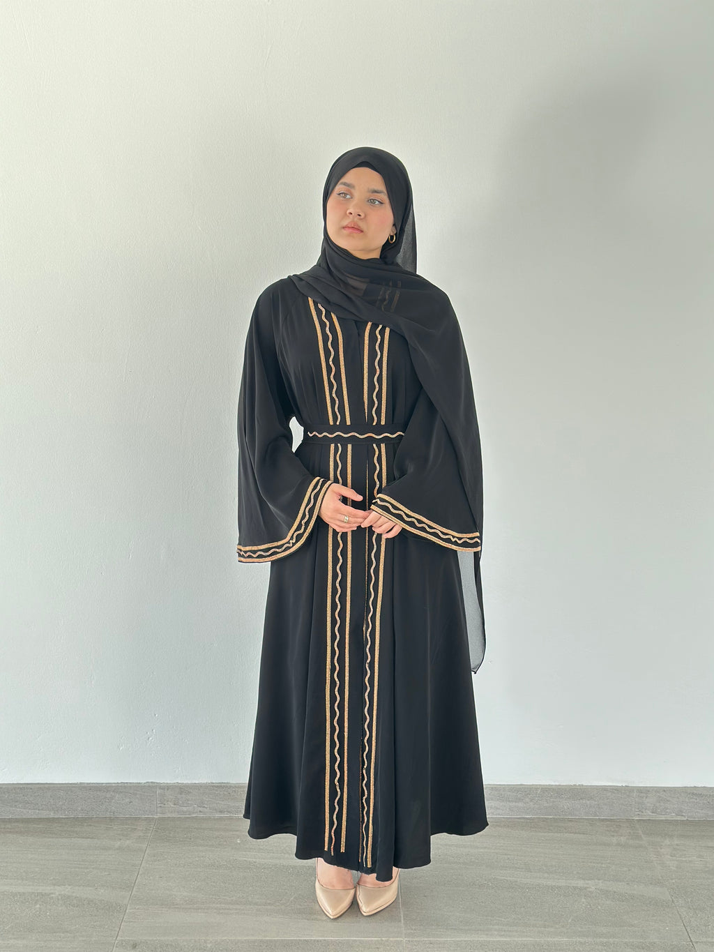 Malika Al Asal Rope-Trim Belted Abaya