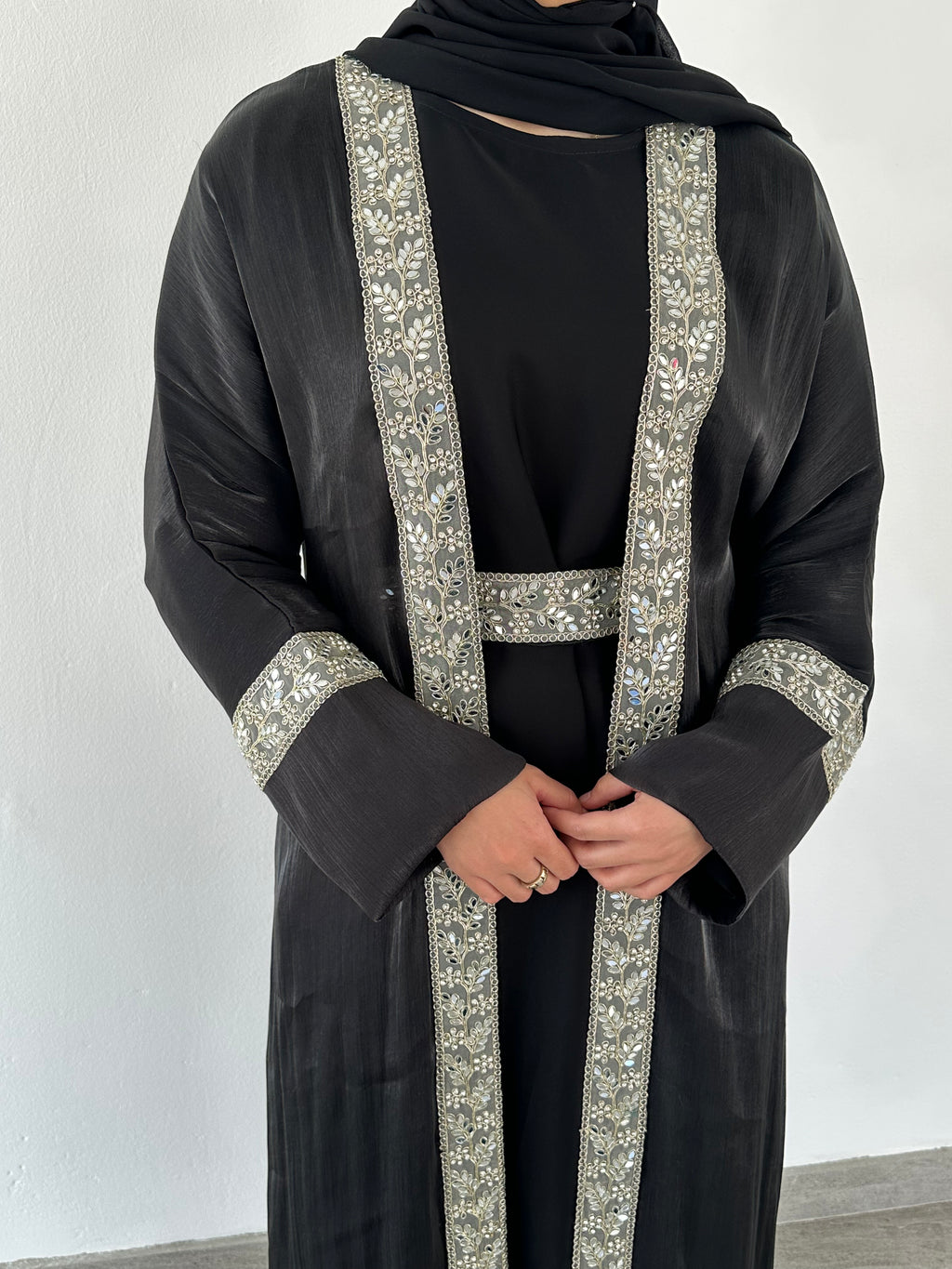 Samt Al Sultana Panel Open Abaya